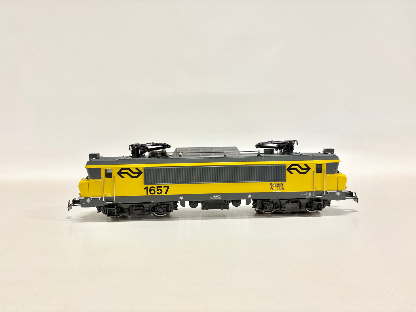 Märklin 3526 E-Lok Serie 1657 NS AC H0