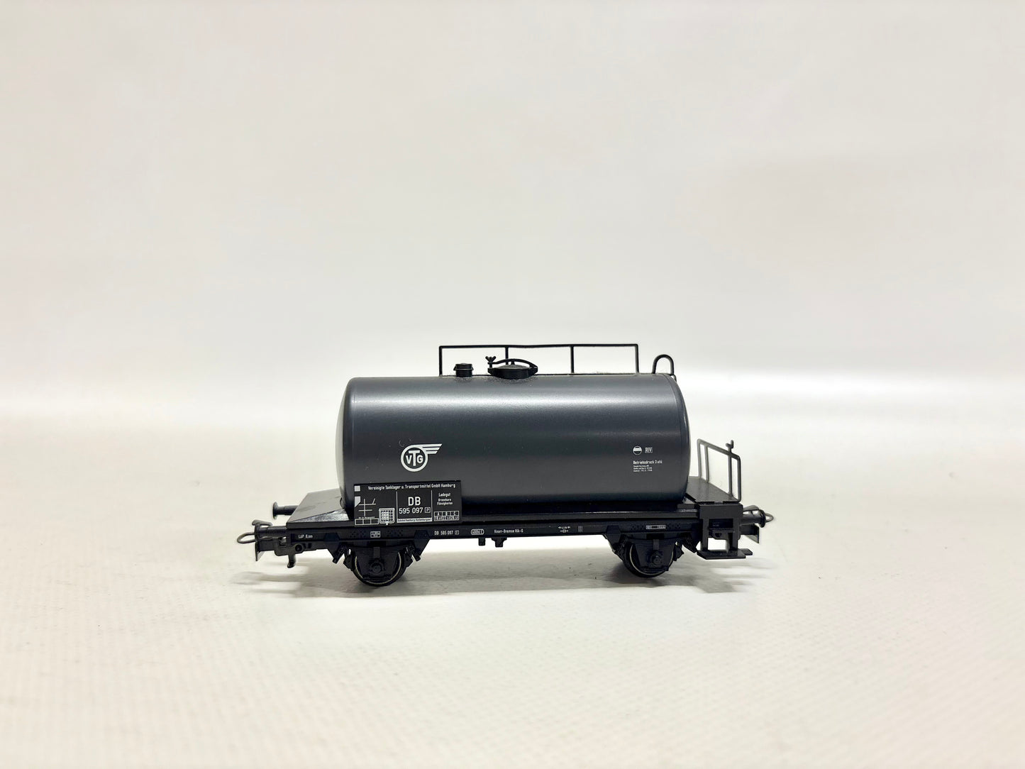 Märklin Güterwagen Kesselwagen "VTG" DB AC H0