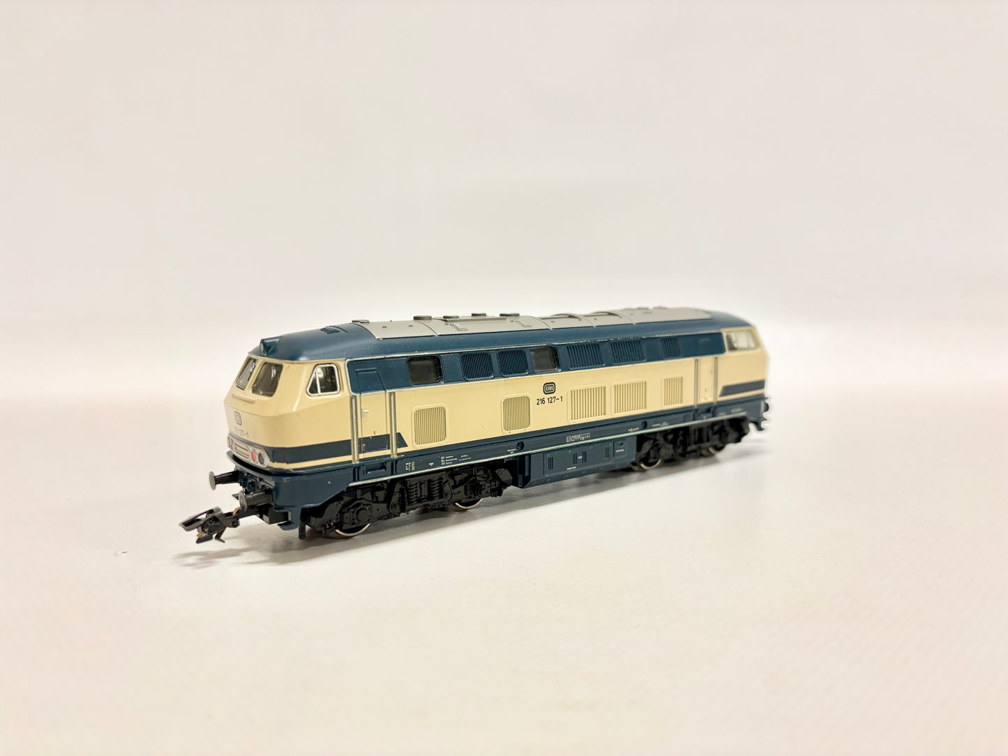 Märklin 3074 Digital-Umbau Diesellok Br 216 127-1 DB AC H0