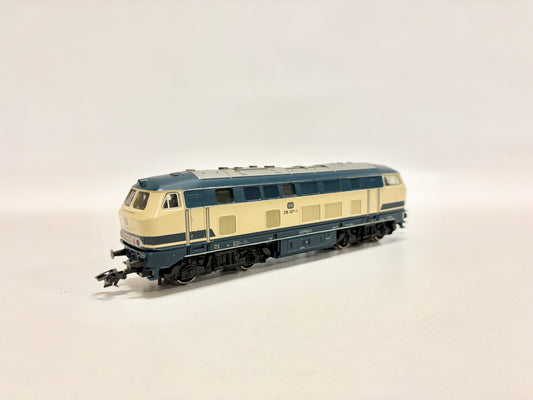 Märklin 3074 Digital-Umbau Diesellok Br 216 127-1 DB AC H0