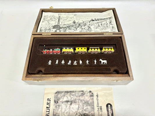 Minitrix 1010 Historischer Personenzug "Adler" Spur N