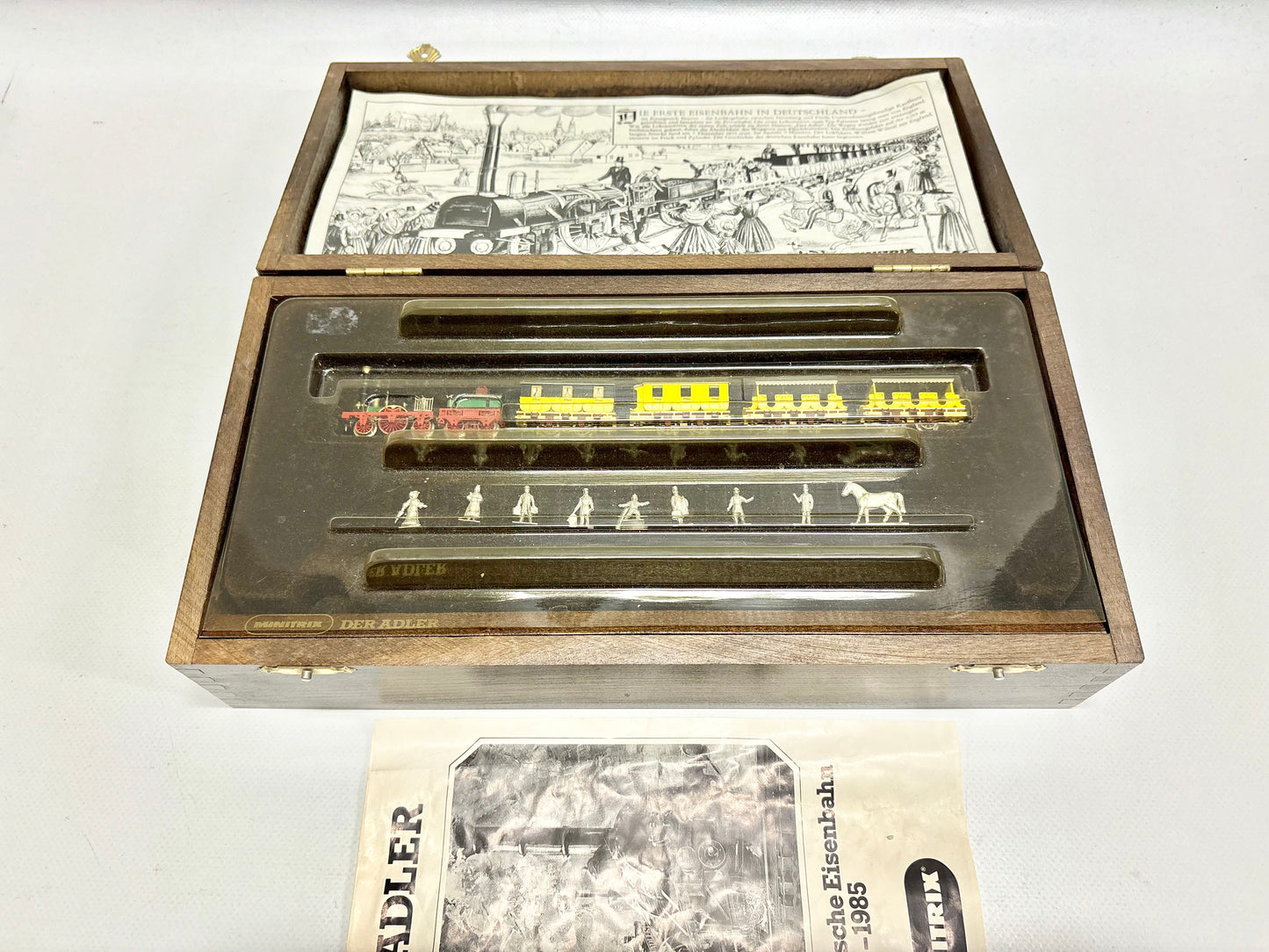 Minitrix 1010 Historischer Personenzug "Adler" Spur N