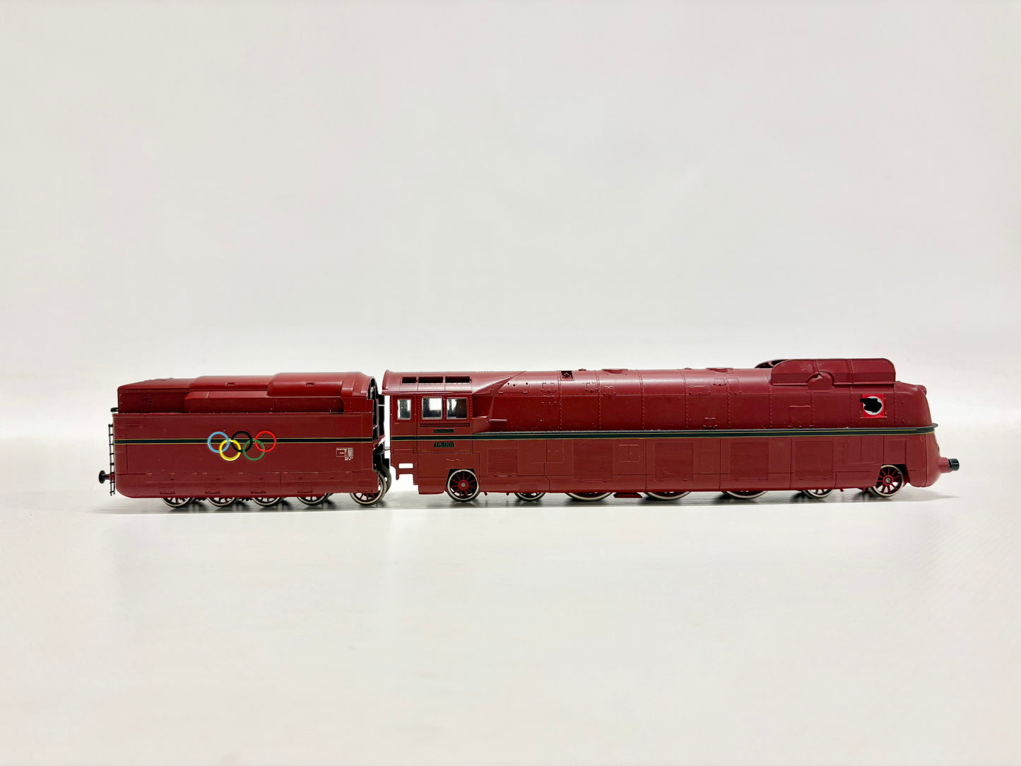 Liliput Dampflok Br 05 001 "Olympia 1936" DR DC H0
