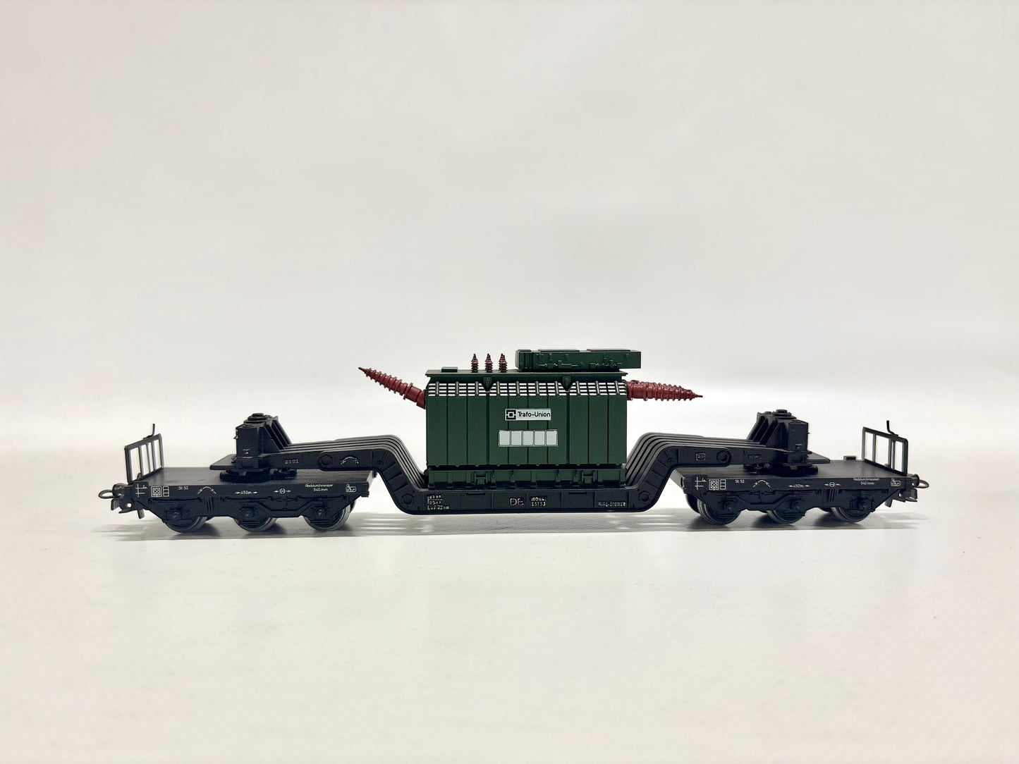 Märklin 4618 Güterwagen Schwerlastwagen mit Transformator DB AC H0