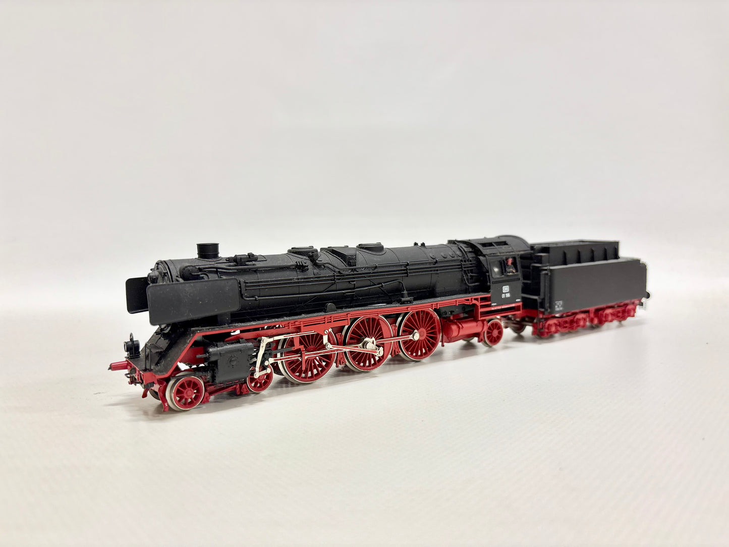 Rivarossi 1351 Dampflok Br 01 196 DB DC H0 BASTLER