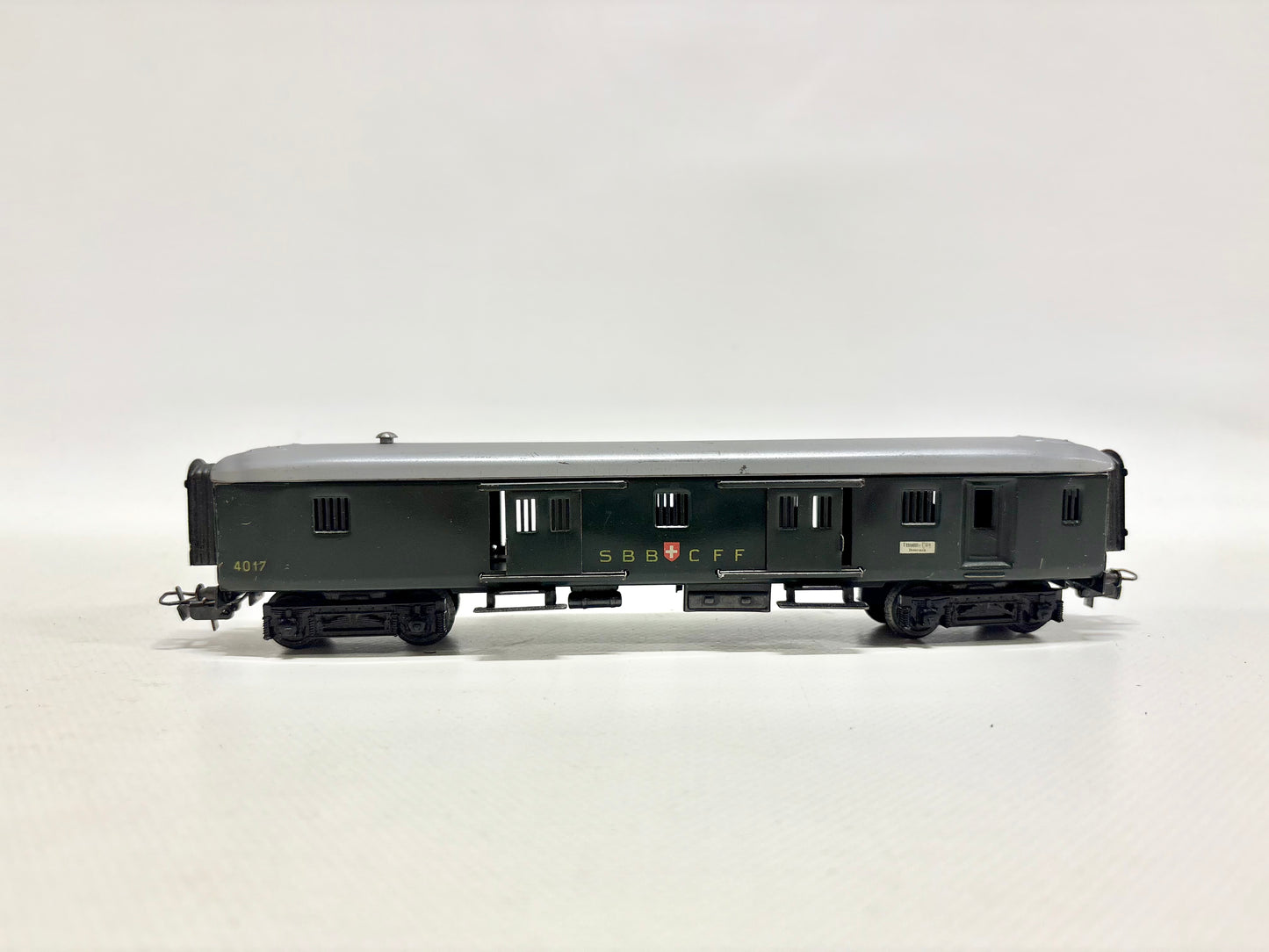 Märklin 4017 Gepäckwagen Schnellzugwagen SBB H0