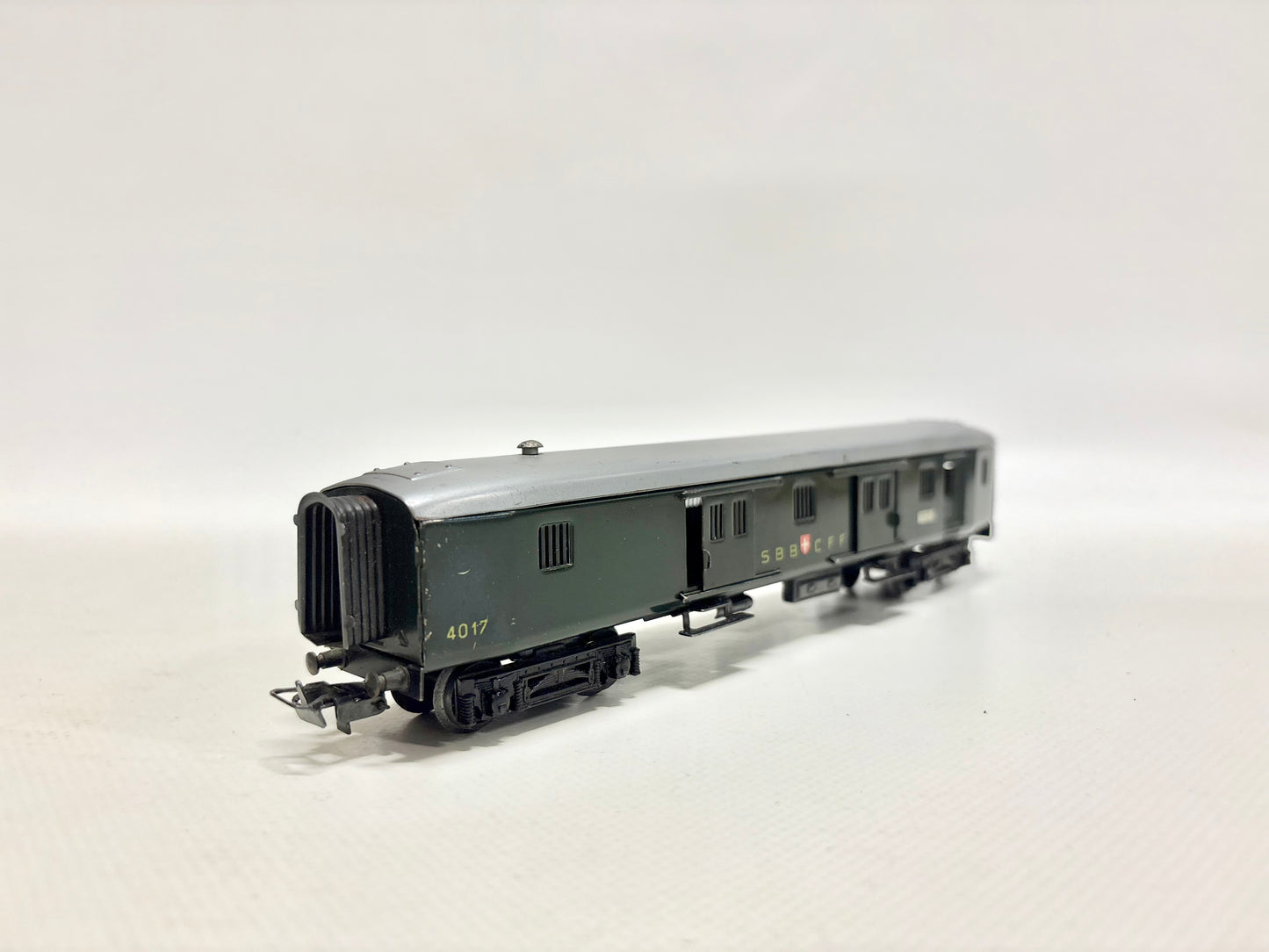 Märklin 4017 Gepäckwagen Schnellzugwagen SBB H0