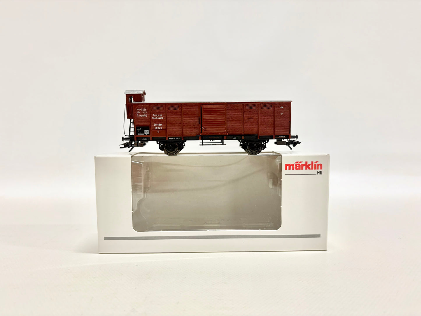 Märklin 46160 Gedeckter Güterewagen mit Bremserhaus DR AC H0