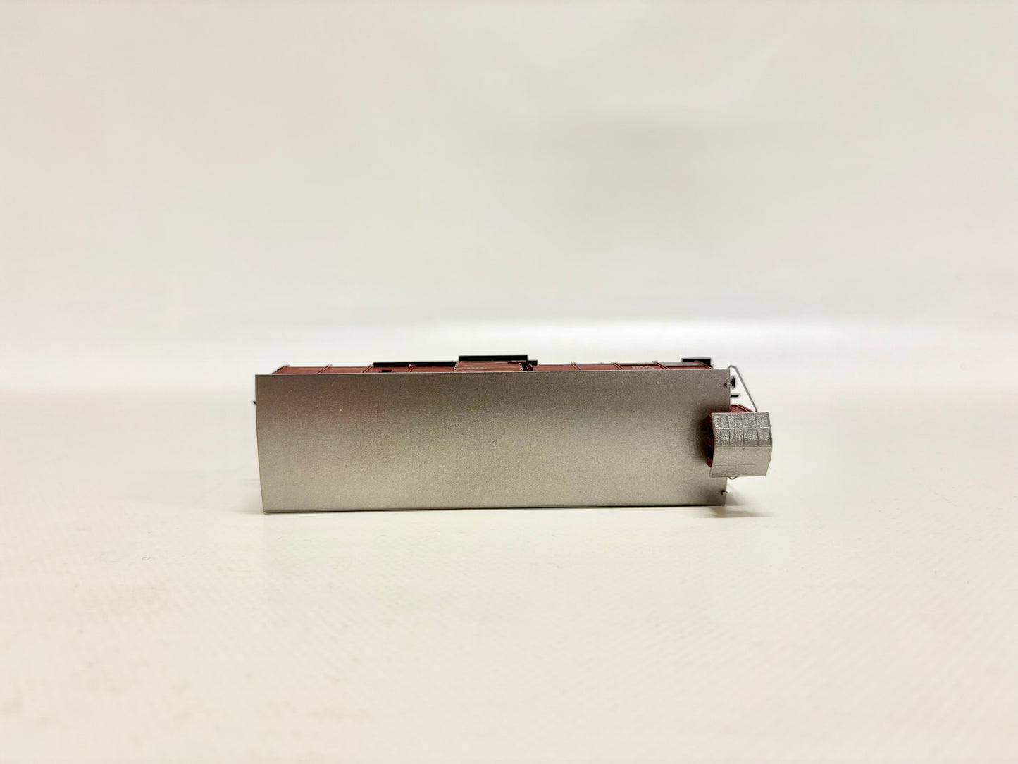 Märklin 46160 Gedeckter Güterewagen mit Bremserhaus DR AC H0