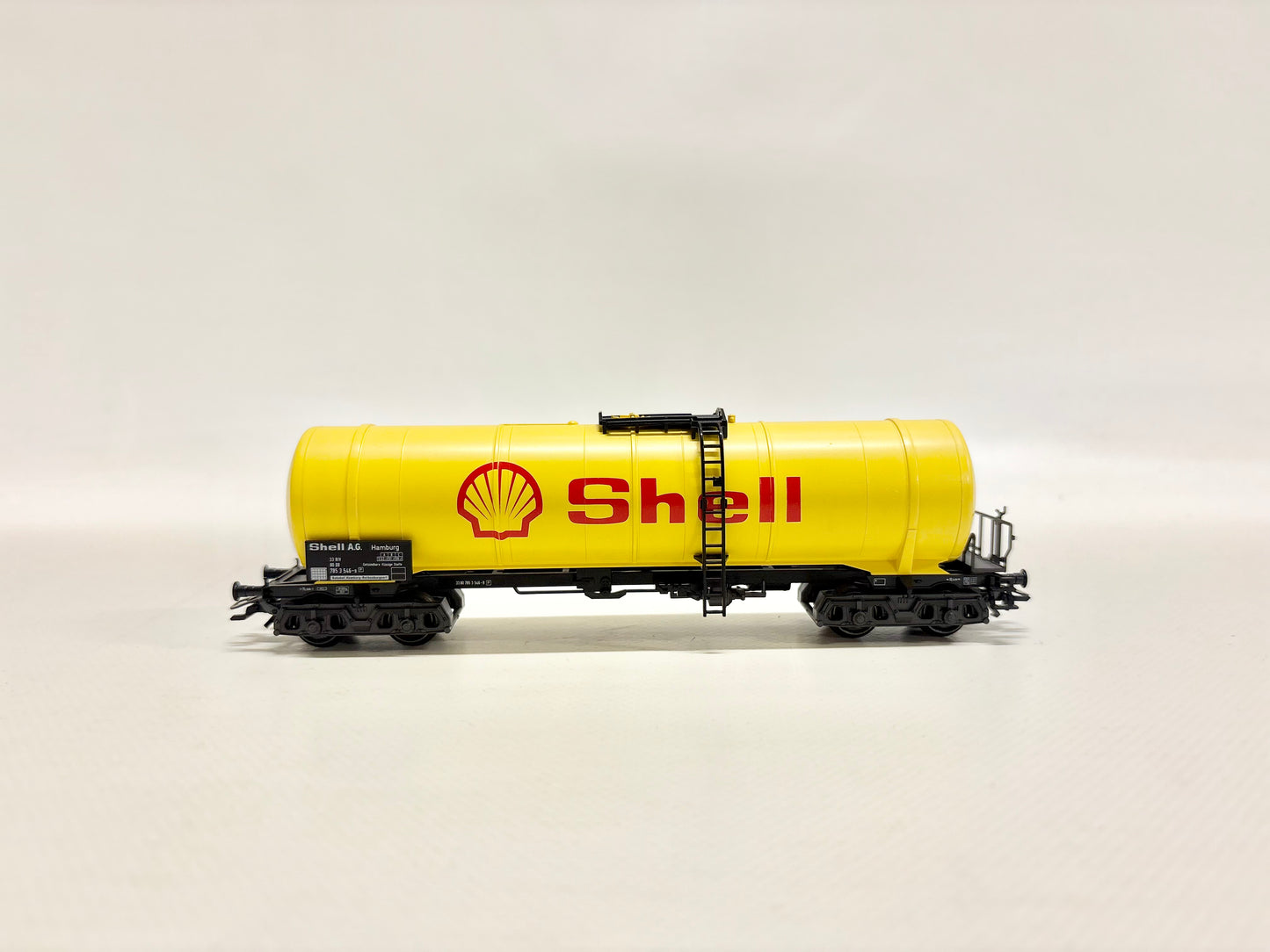 Märklin 4756 Kesselwagen Shell DB AC H0
