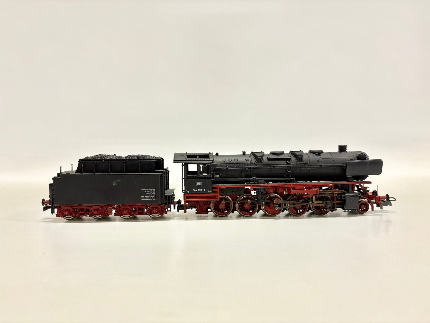 Jouef Dampflok Br 044 170-9 DB DC H0 *Standmodell*