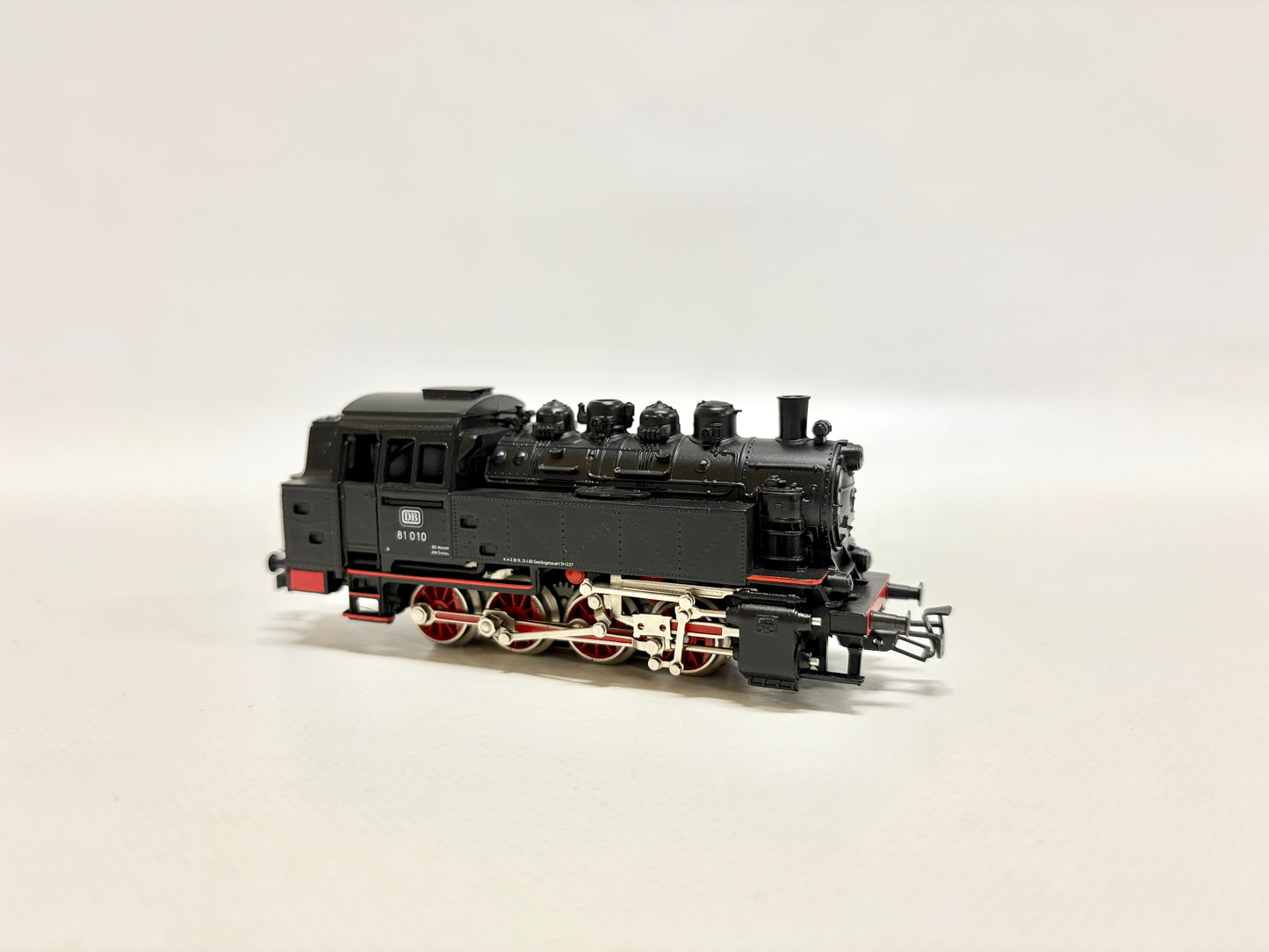 Märklin 3032 Dampflok Br 81 010 DB AC H0 BASTLER