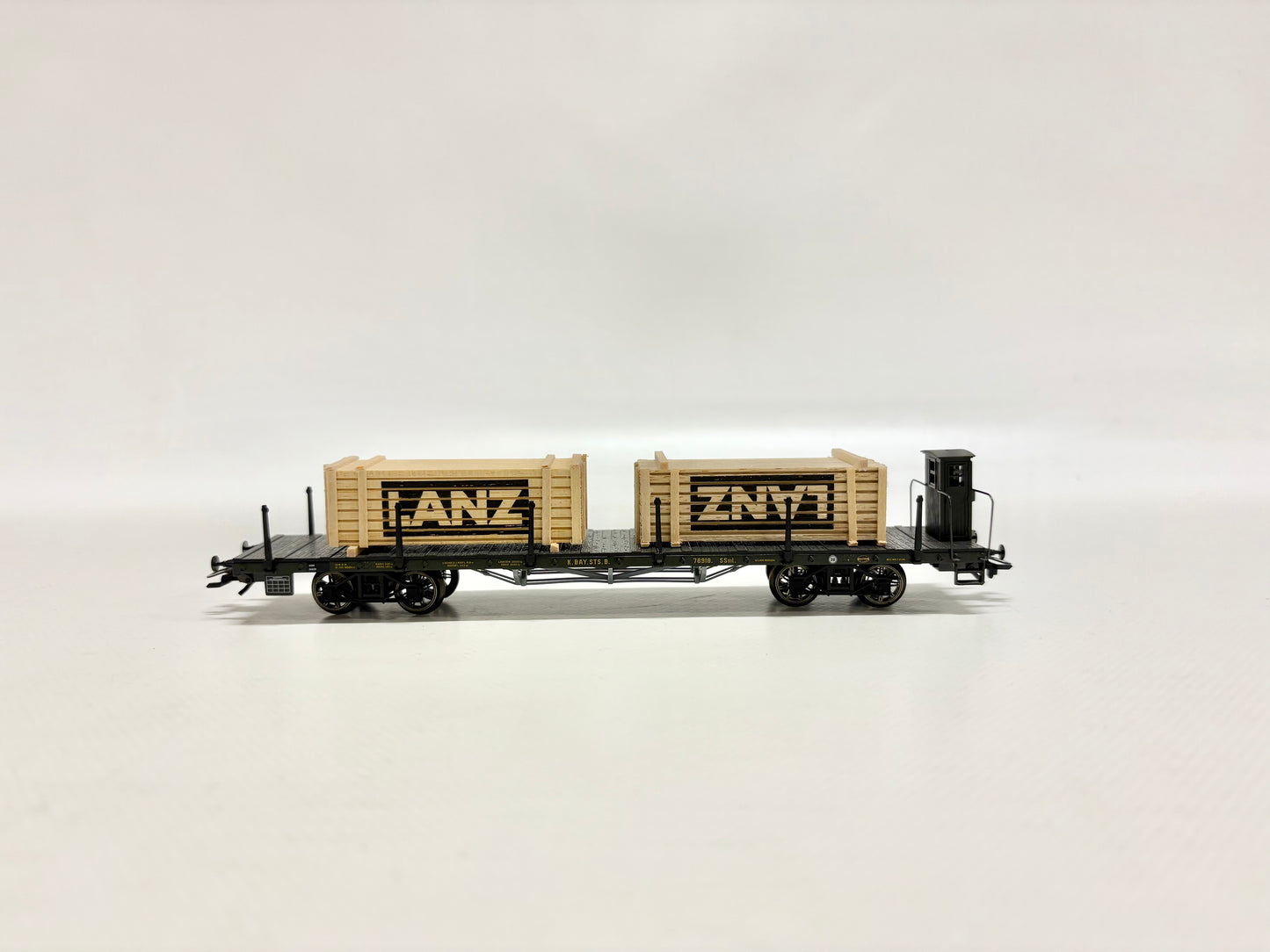 Märklin 46281 Flachwagen mit LANZ-Überseekisten K.Bay.Sts.B AC H0