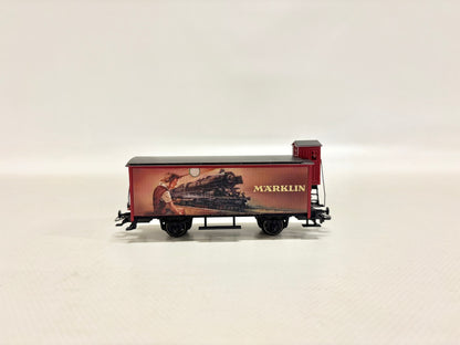 Märklin SoMo Gedeckter Güterwagen mit Bremserhaus DR AC H0