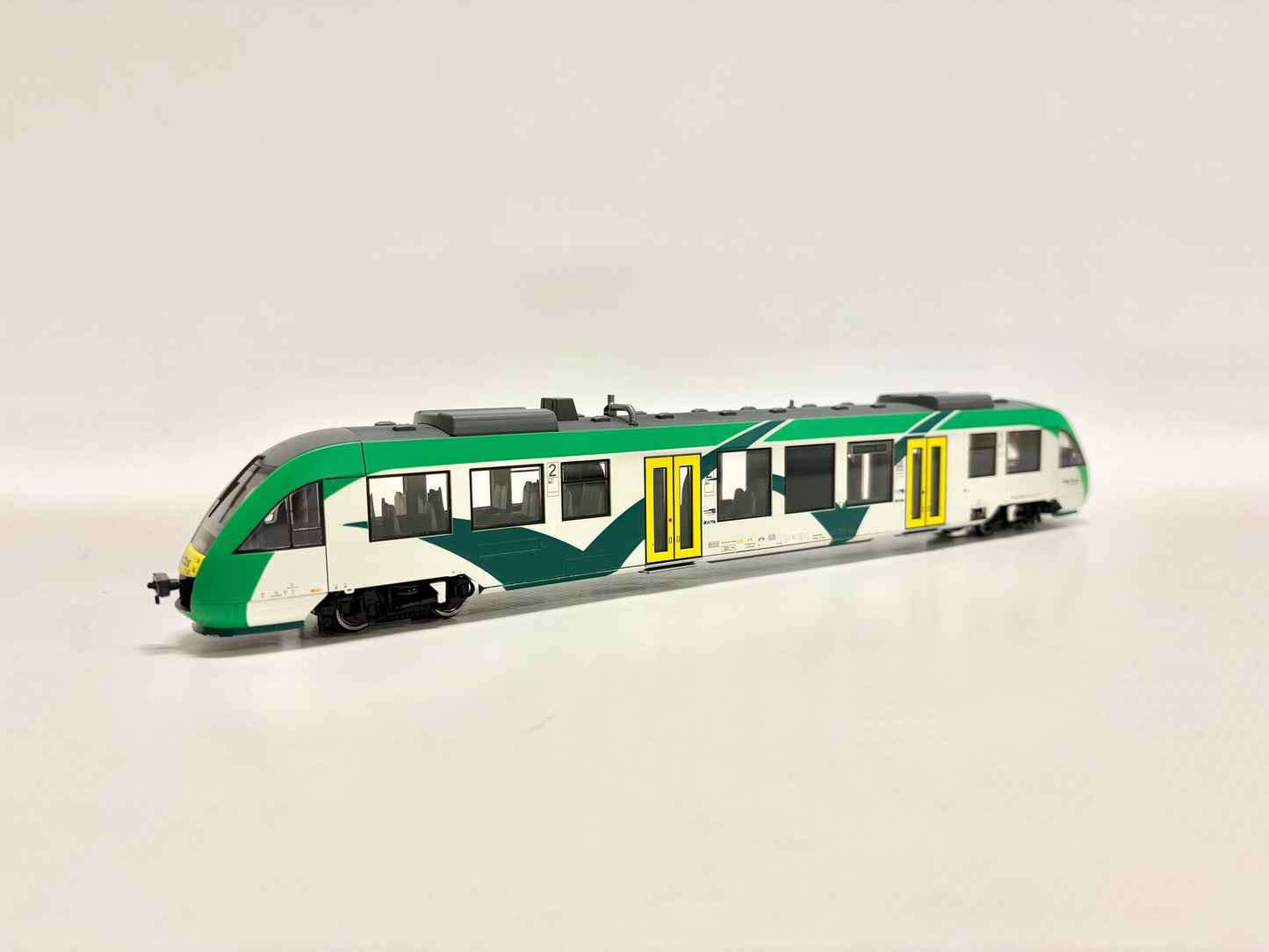 Liliput L133106 Digital Dieseltriebwagen LINT 27 Br 95 80 0640 107-8 DB AC H0