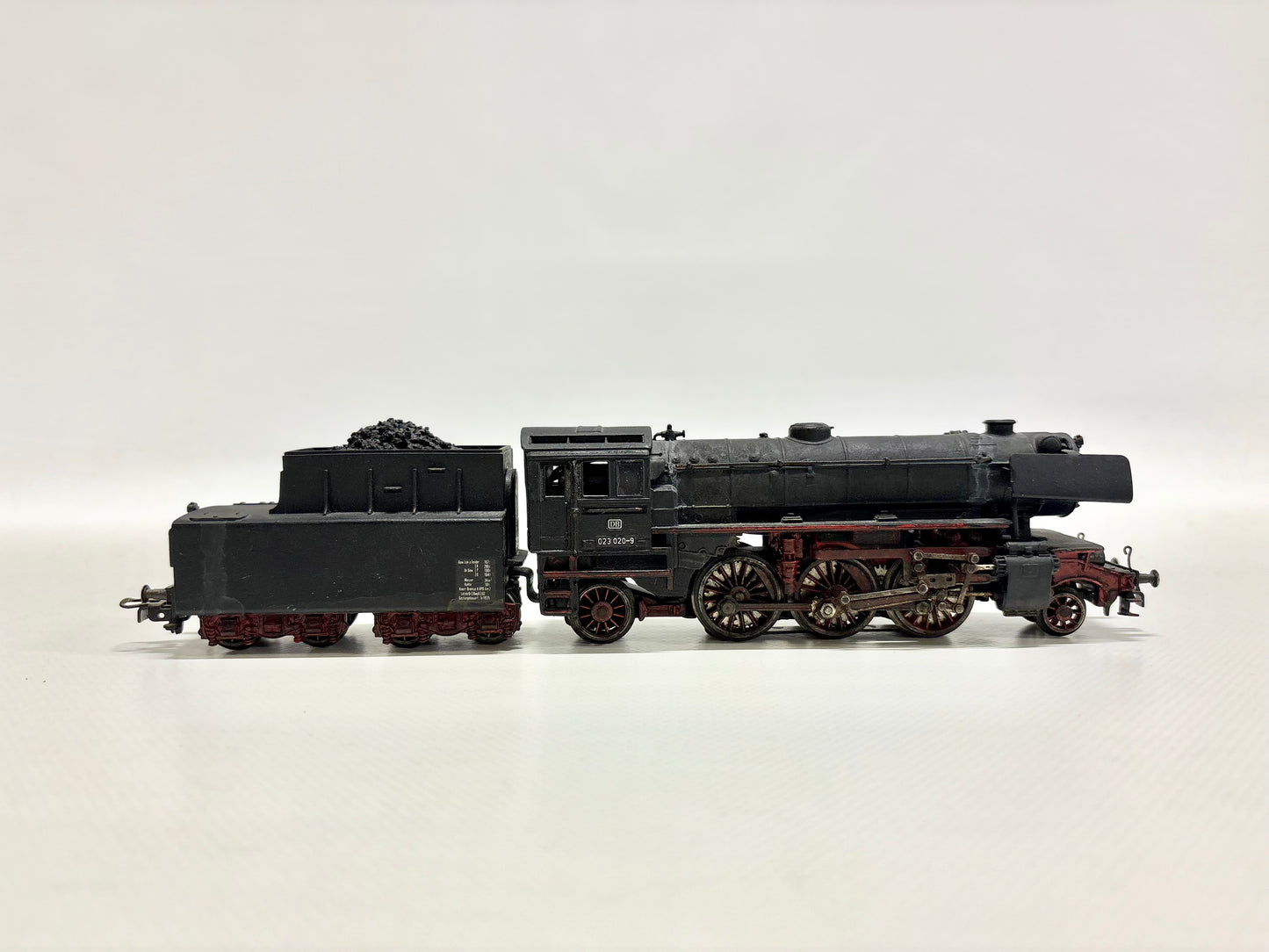 Märklin 3005 Dampflok Br 023 020-9 *gealtert* DB AC H0