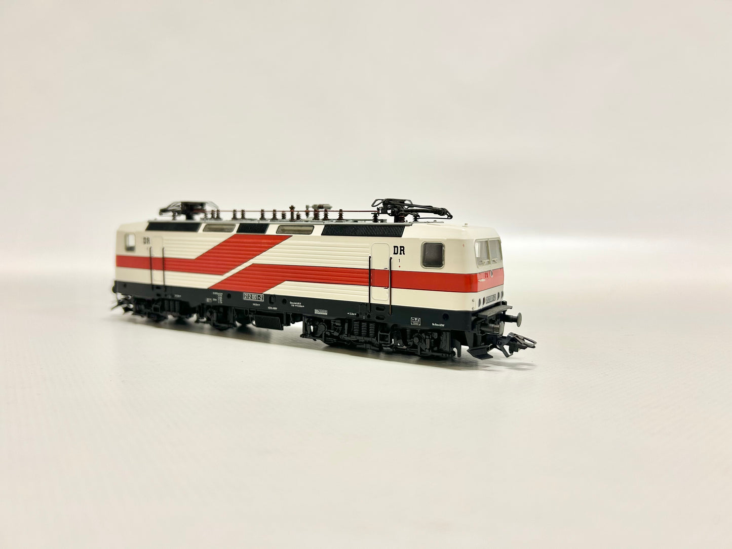 Märklin 34411 Digital DR Br 212 E-Lok, H0