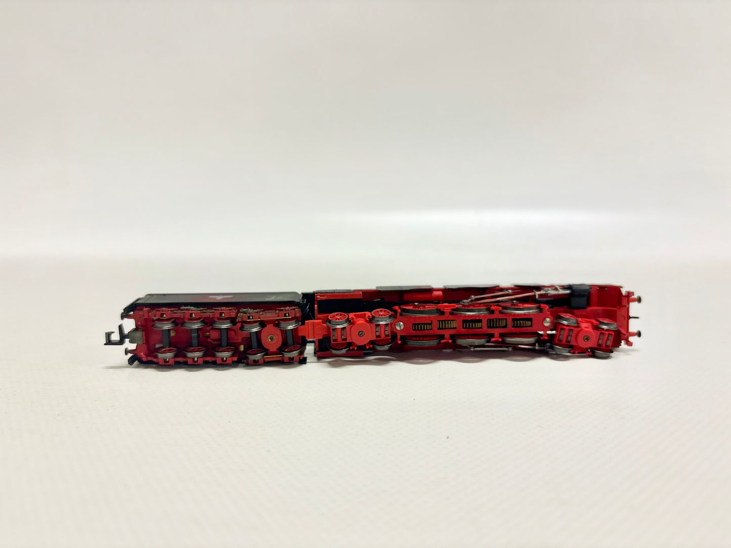 Arnold 2200 Dampflok Br 05 003 Tarnfarben Wehrmacht Spur N