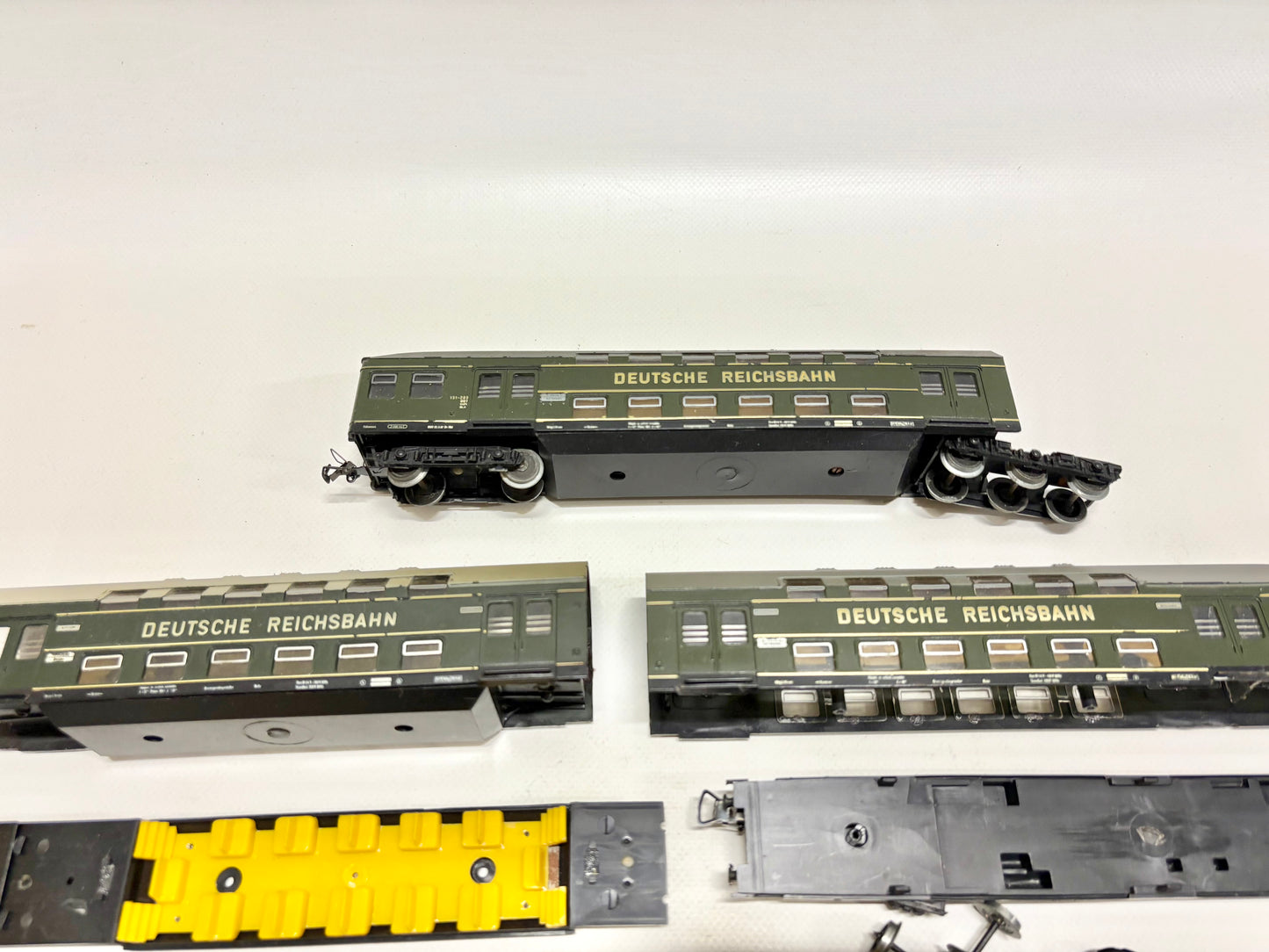 DDR Doppelstockwagen Personenzug DR H0 BASTLER