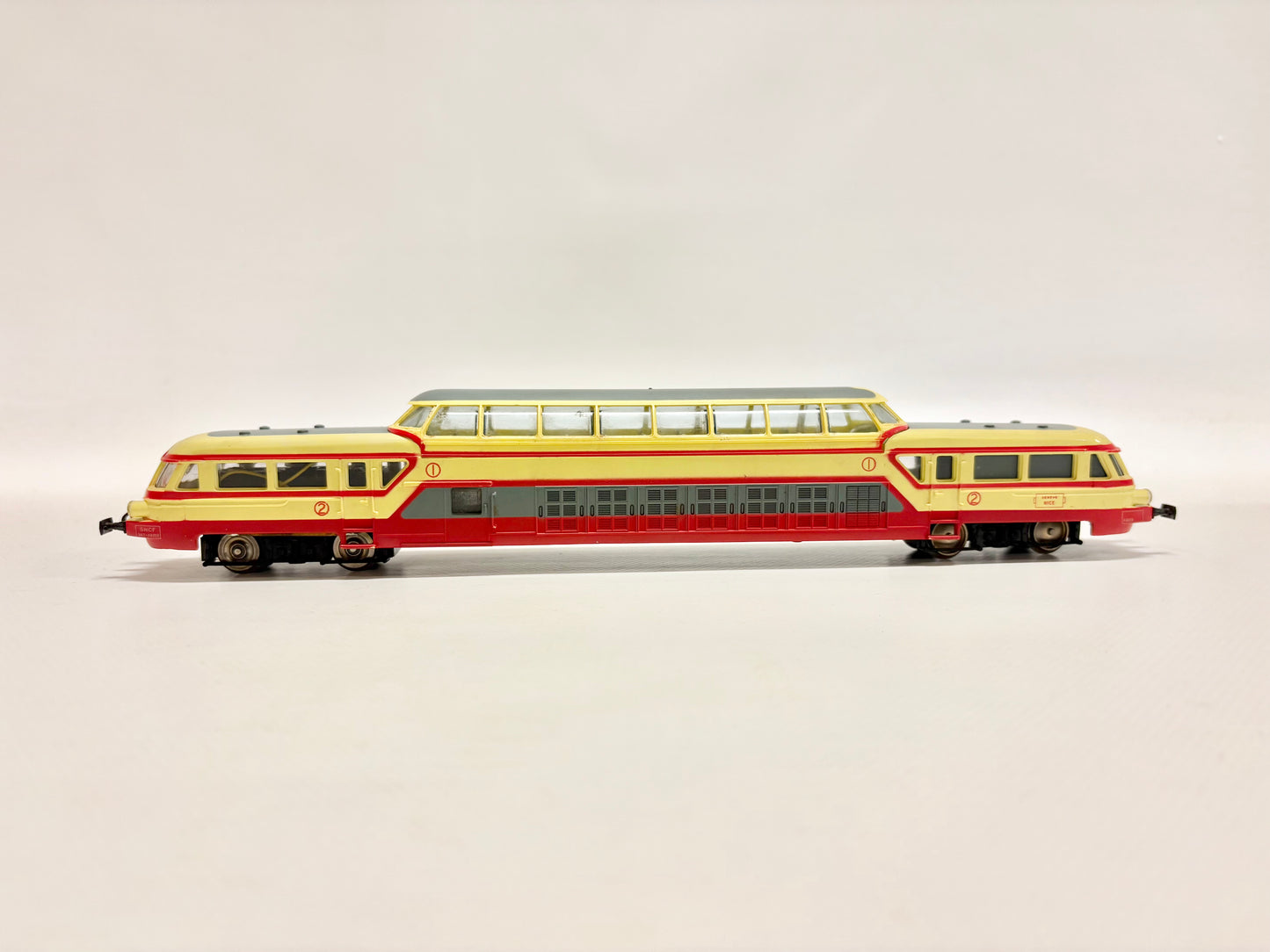 Joef 852E Dieseltriebwagen Autorail Panoramique SNCF DC H0