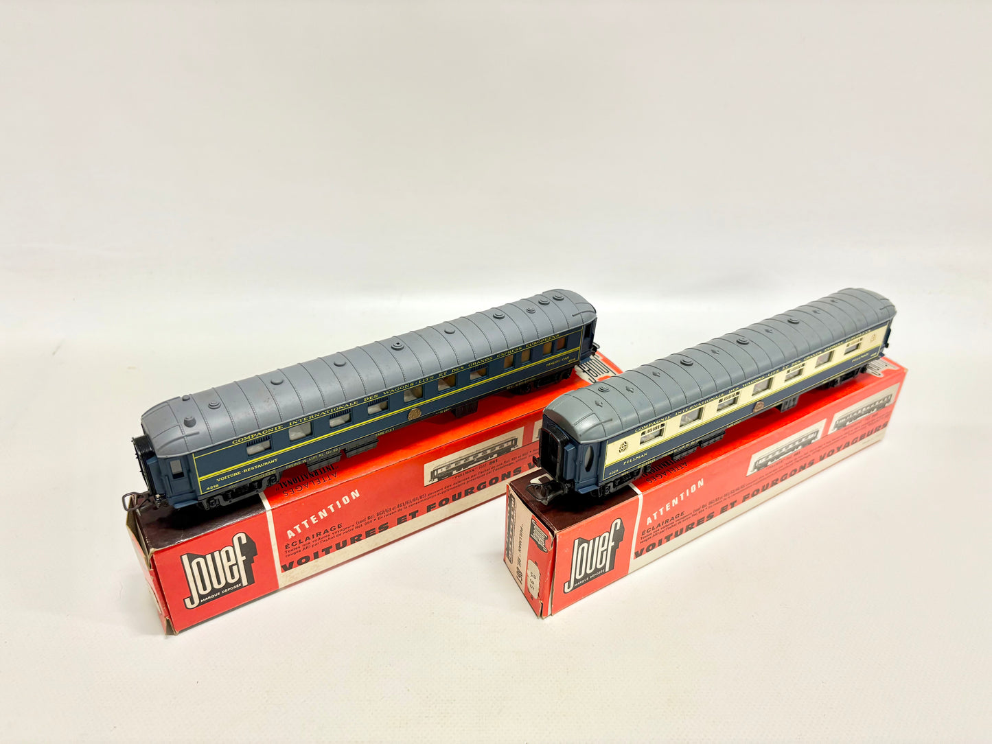 Jouef 860 + 861 Pullmann Personenwagen CIWL H0