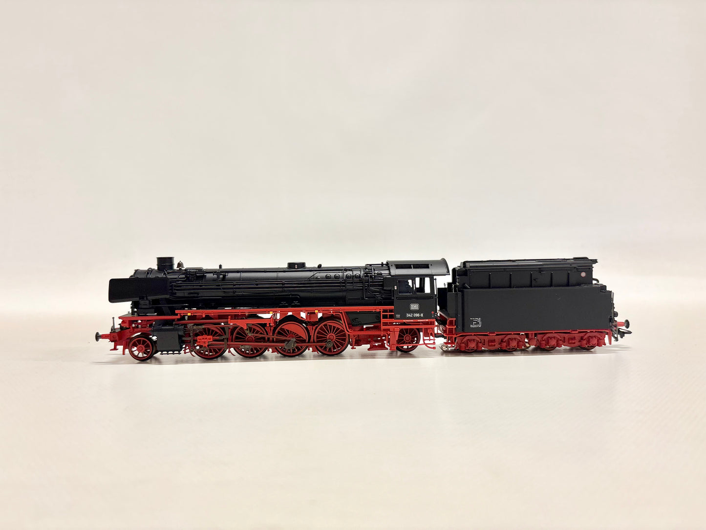 Märklin 37925 Mfx-Digital + Sound Dampflok Br 042 096-8 DB AC H0