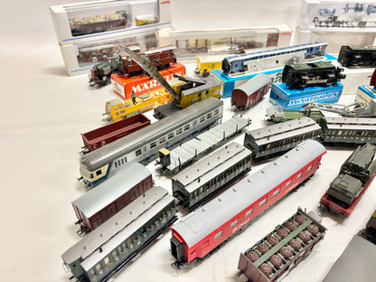 Märklin Roco Liliput Piko Güter- & Personenwagen zum Basteln & Spielen I Konvolut
