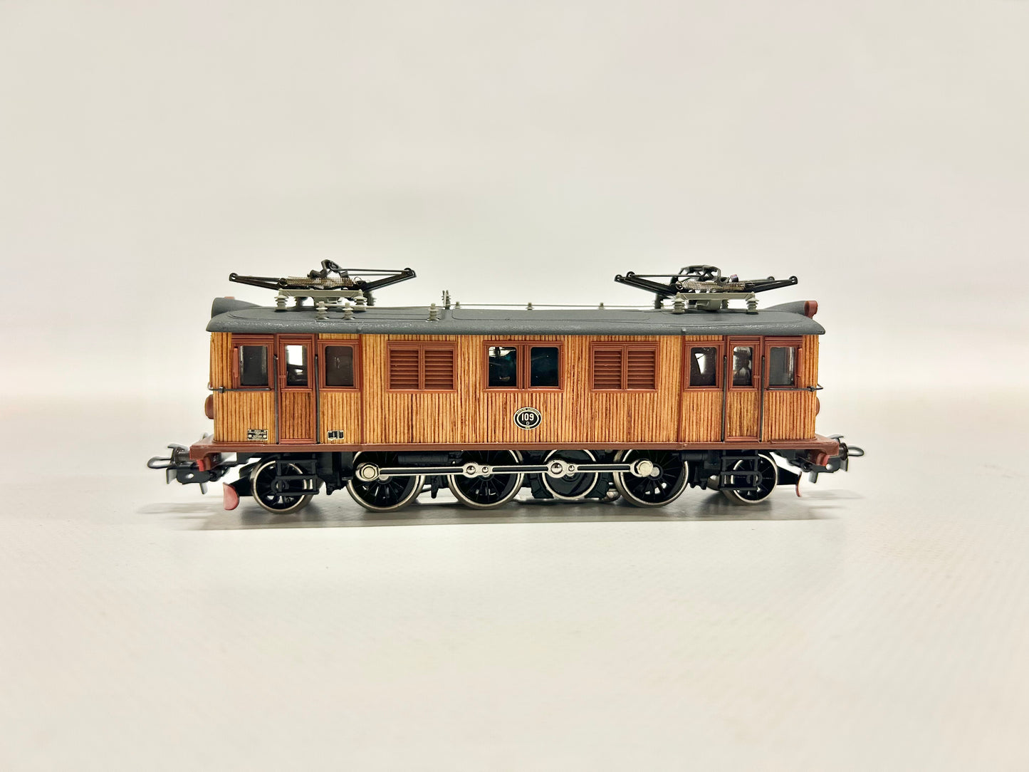 Märklin 3670 Digital Schwedische E-Lok Litt D 109 "Holzlok" SJ AC H0