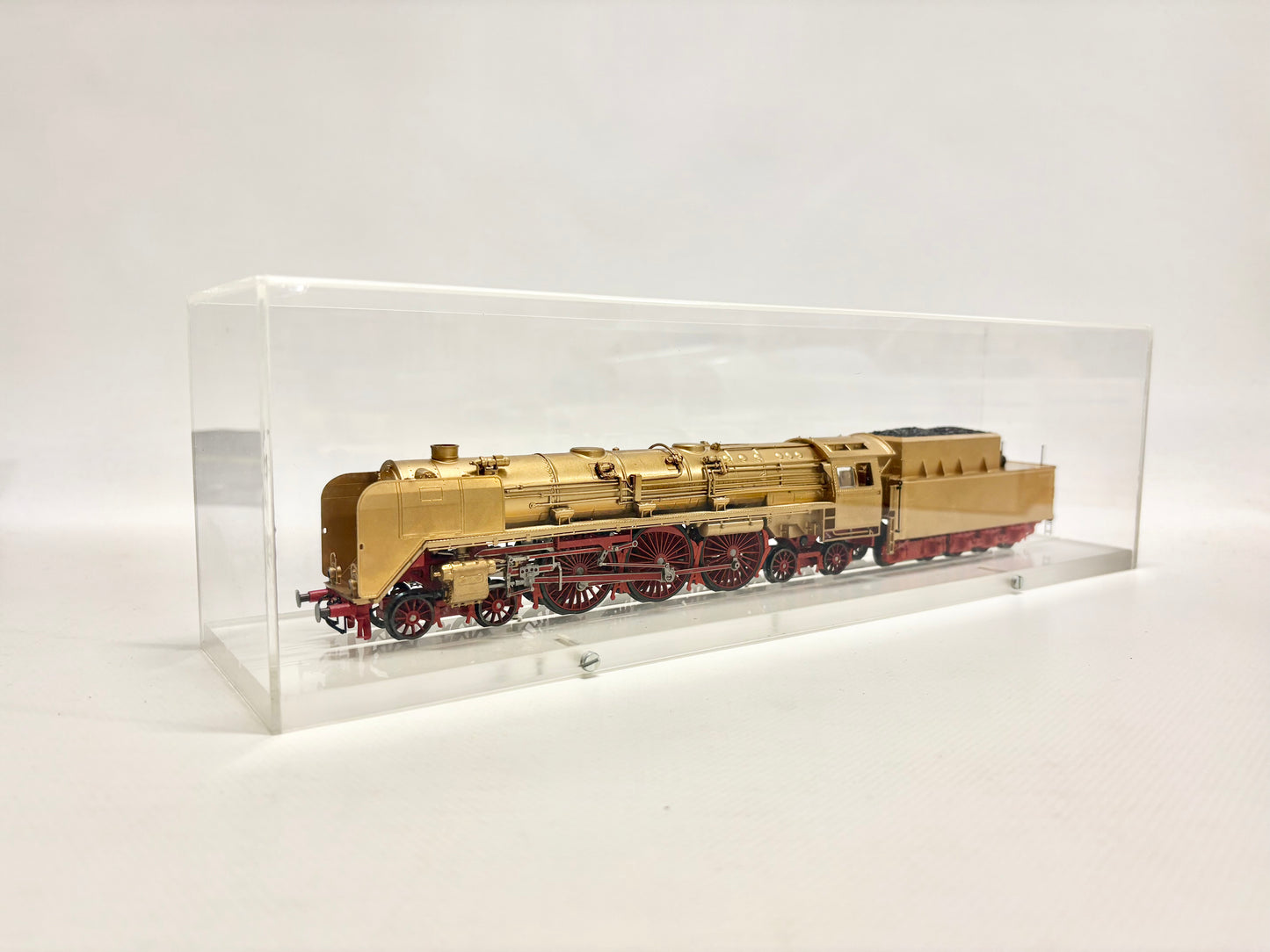 Liliput Dampflok Br 05 Gold *Standmodell* DR H0