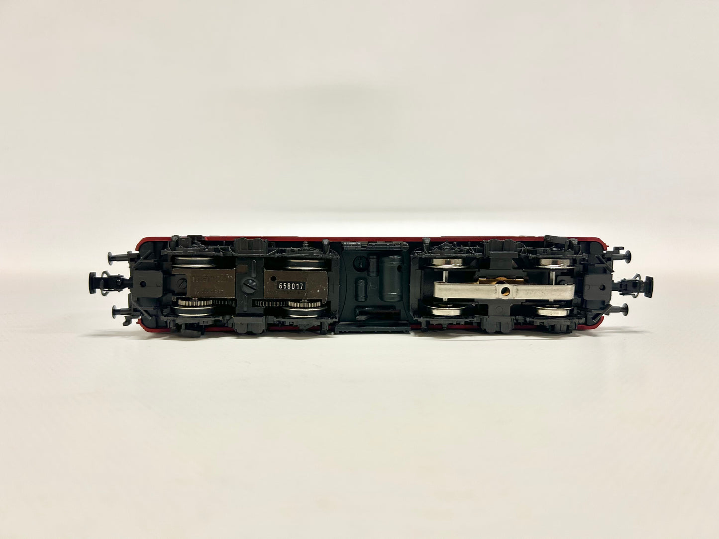 Märklin 3172 E-Lok Br 111 068-3 DB AC H0