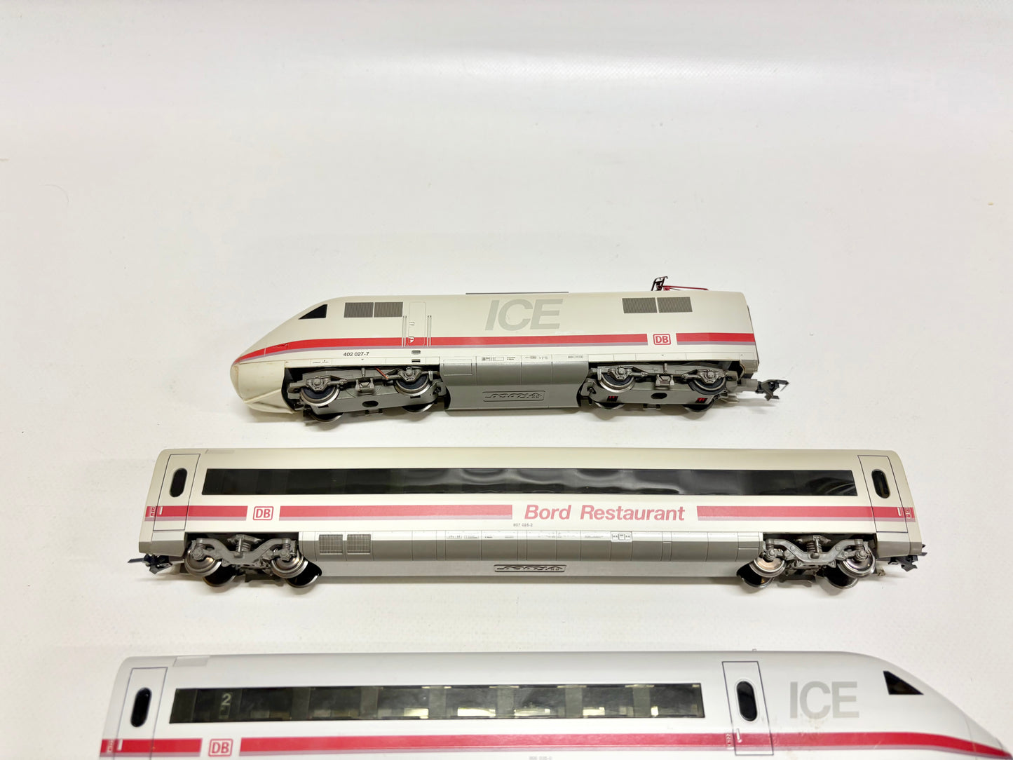Roco ICE Digital Schnelltriebwagen aus 41203 Br 402 027-7 DC H0 DEFEKT