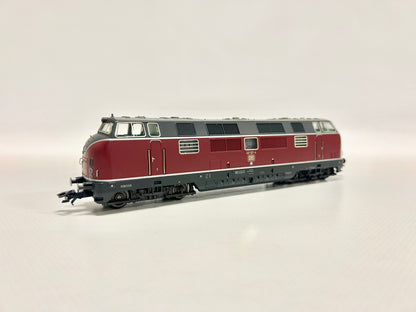 Märklin 3782 Digital Diesellok Br 221 127-4 DB AC H0