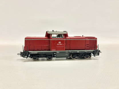 Märklin 3672 Digital Diesellok Br 212 225-7 DB AC H0