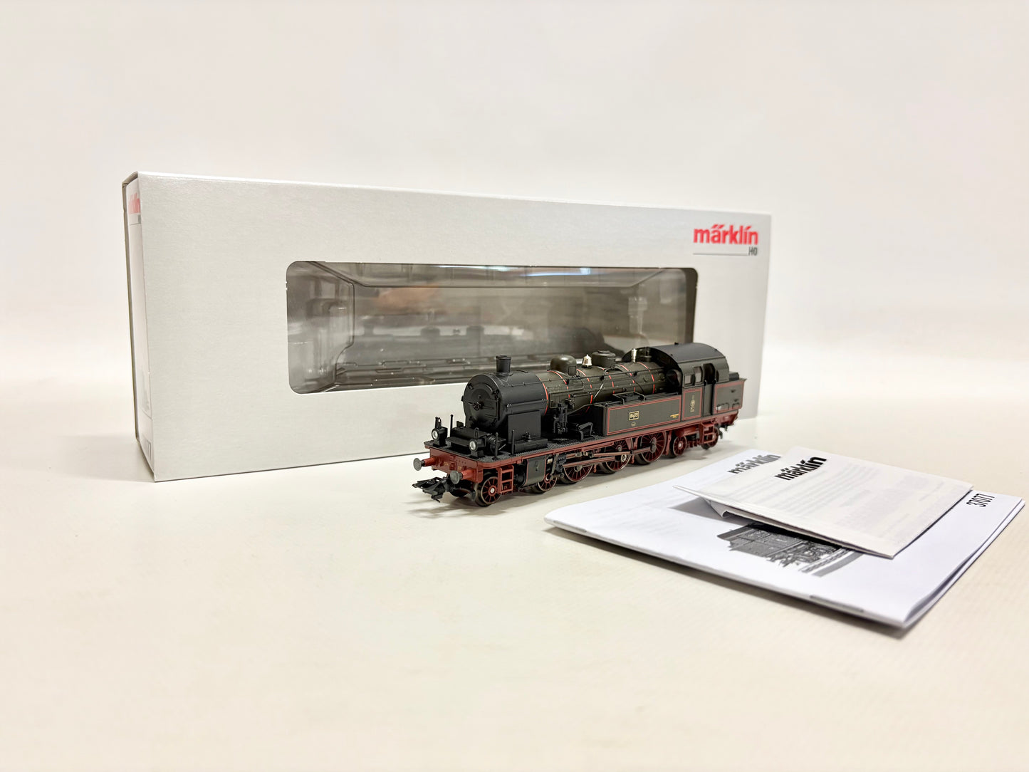 Märklin 37077 Mfx-Digital + Sound Dampflok T18 8409 K.P.E.V. AC H0