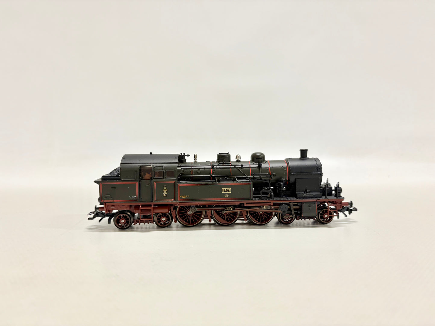 Märklin 37077 Mfx-Digital + Sound Dampflok T18 8409 K.P.E.V. AC H0