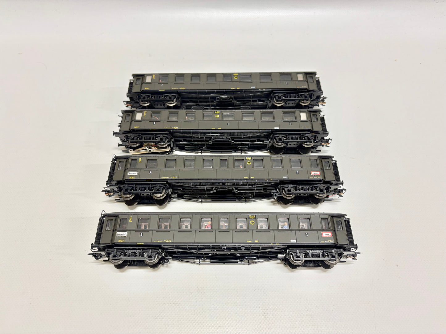 Roco 44533 4x Schnellzugwagen Personenwagen mit Innenbeleuchtung DRG AC H0