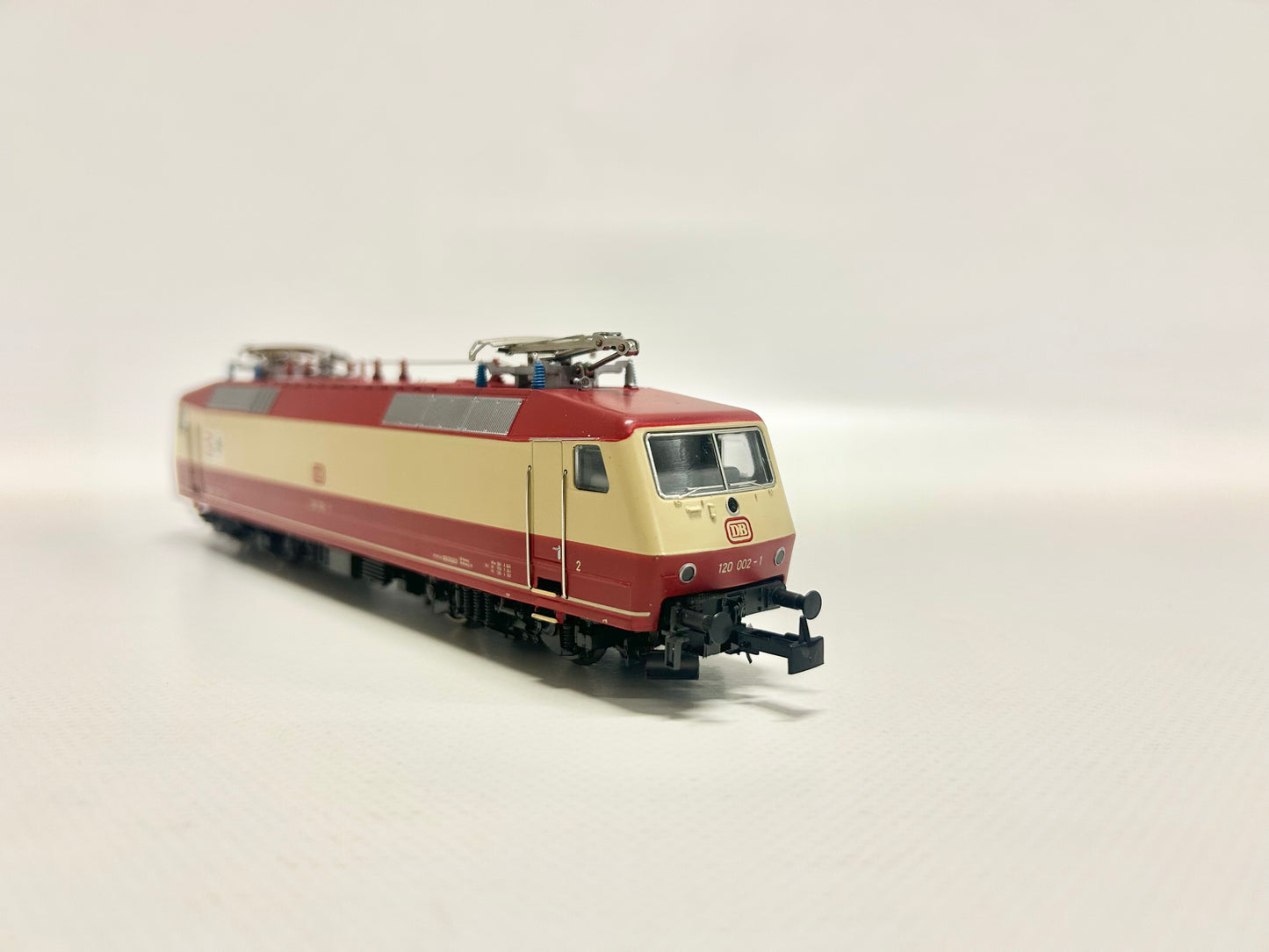 Märklin 3653 Digital E-Lok Br 120 002-1 DB AC H0