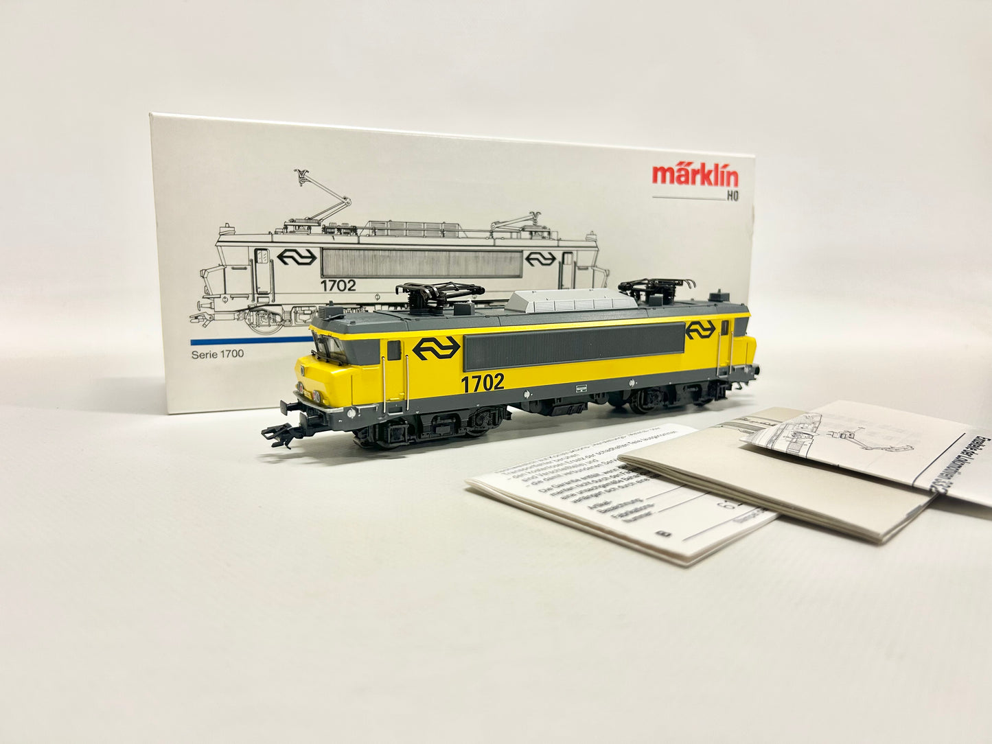 Märklin 3326 E-Lok Serie 1700 NS AC H0