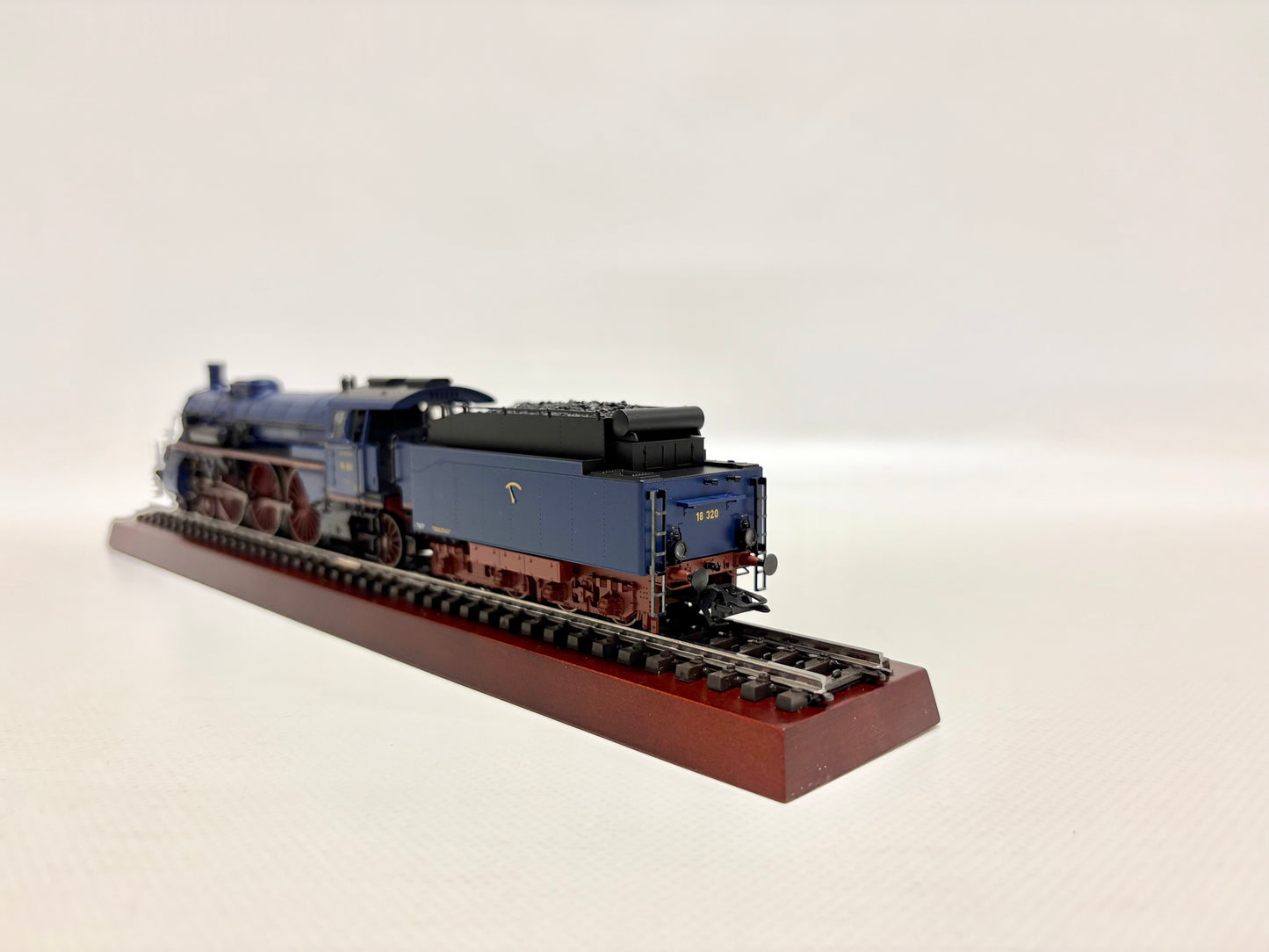 Märklin 39023 Mfx-Digital + Sound Dampflok Br 18 320 DRG AC H0