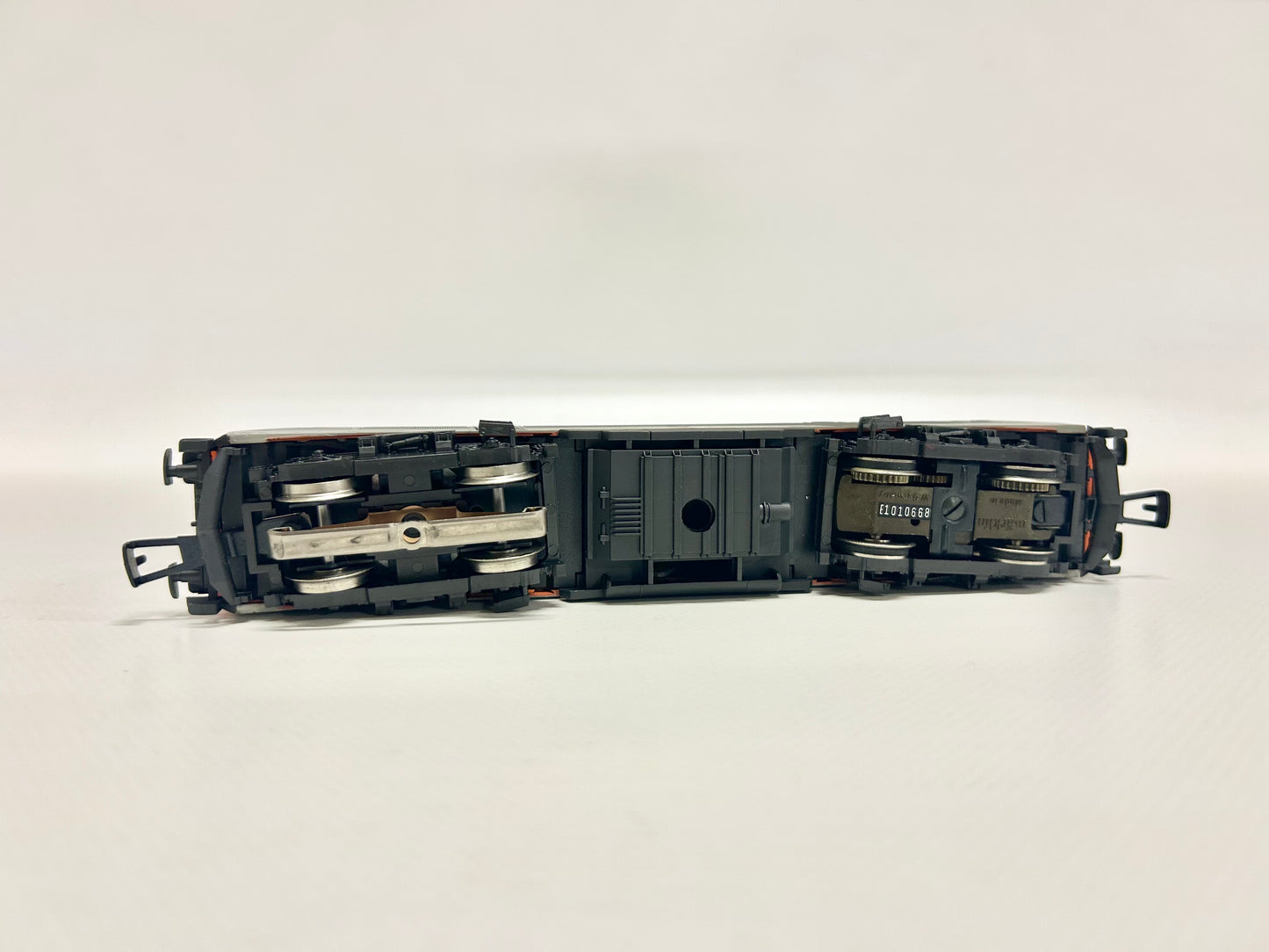 Märklin 3334 E-Lok Serie BB 26000 "Cernay" SNCF AC H0