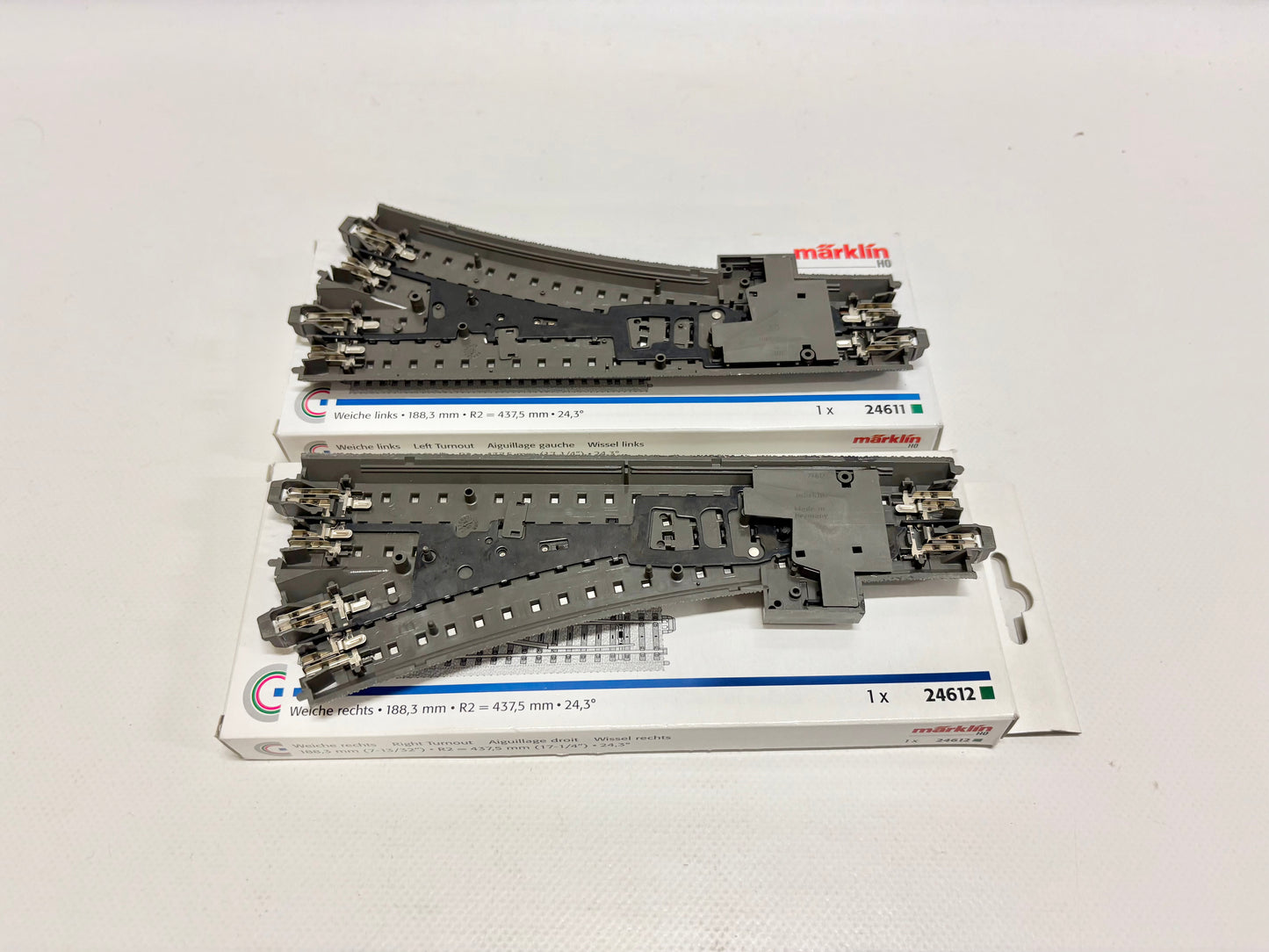 Märklin 24612 + 24611 C-Gleis Weichenpaar AC H0