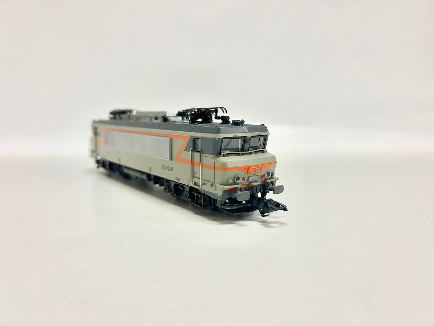 Märklin 3320 E-Lok Serie BB 22200 SNCF AC H0