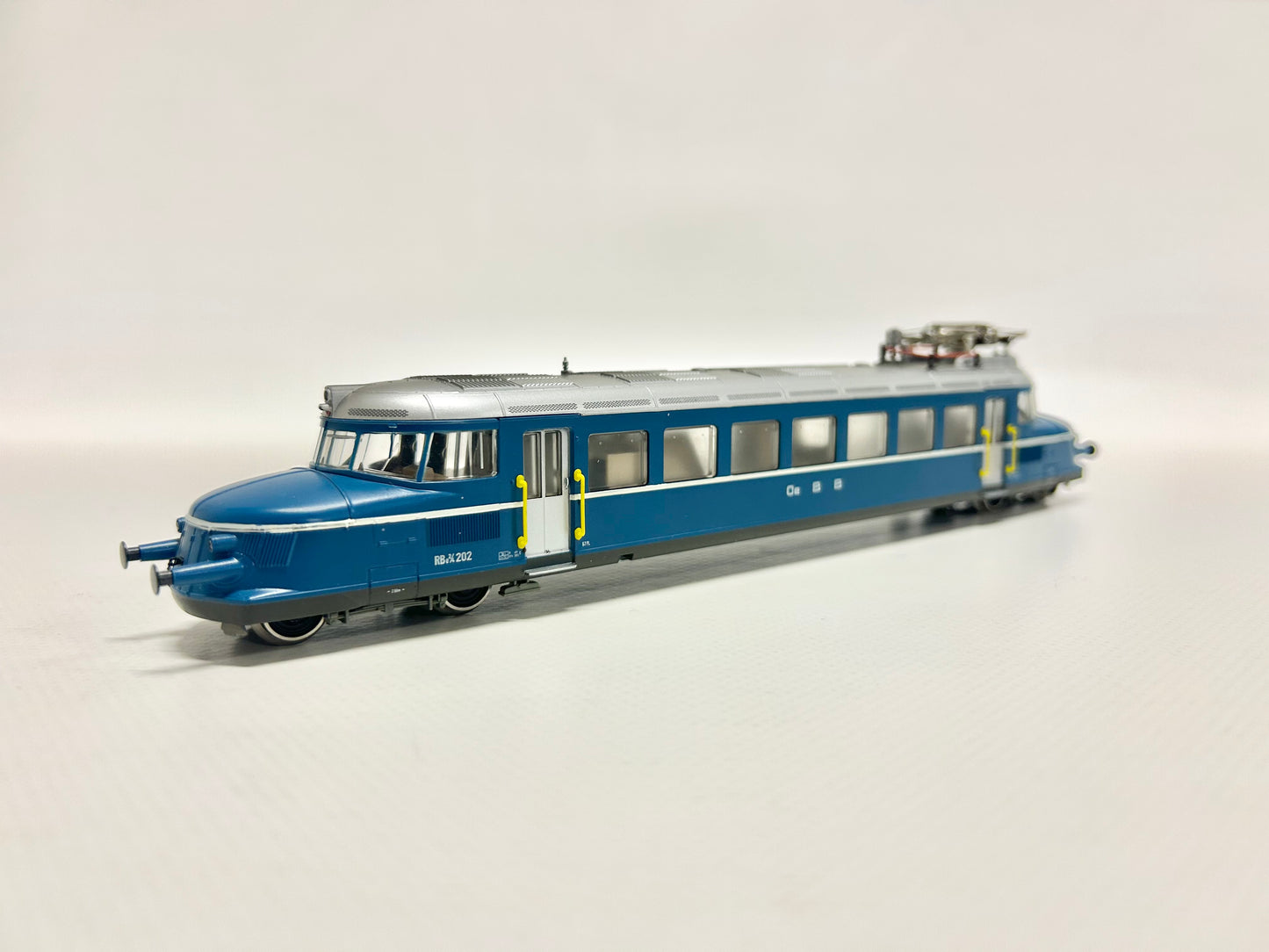 Märklin 3127 Elektro-Triebwagen "Blauer Pfeil" RBe 2/4 SBB AC H0