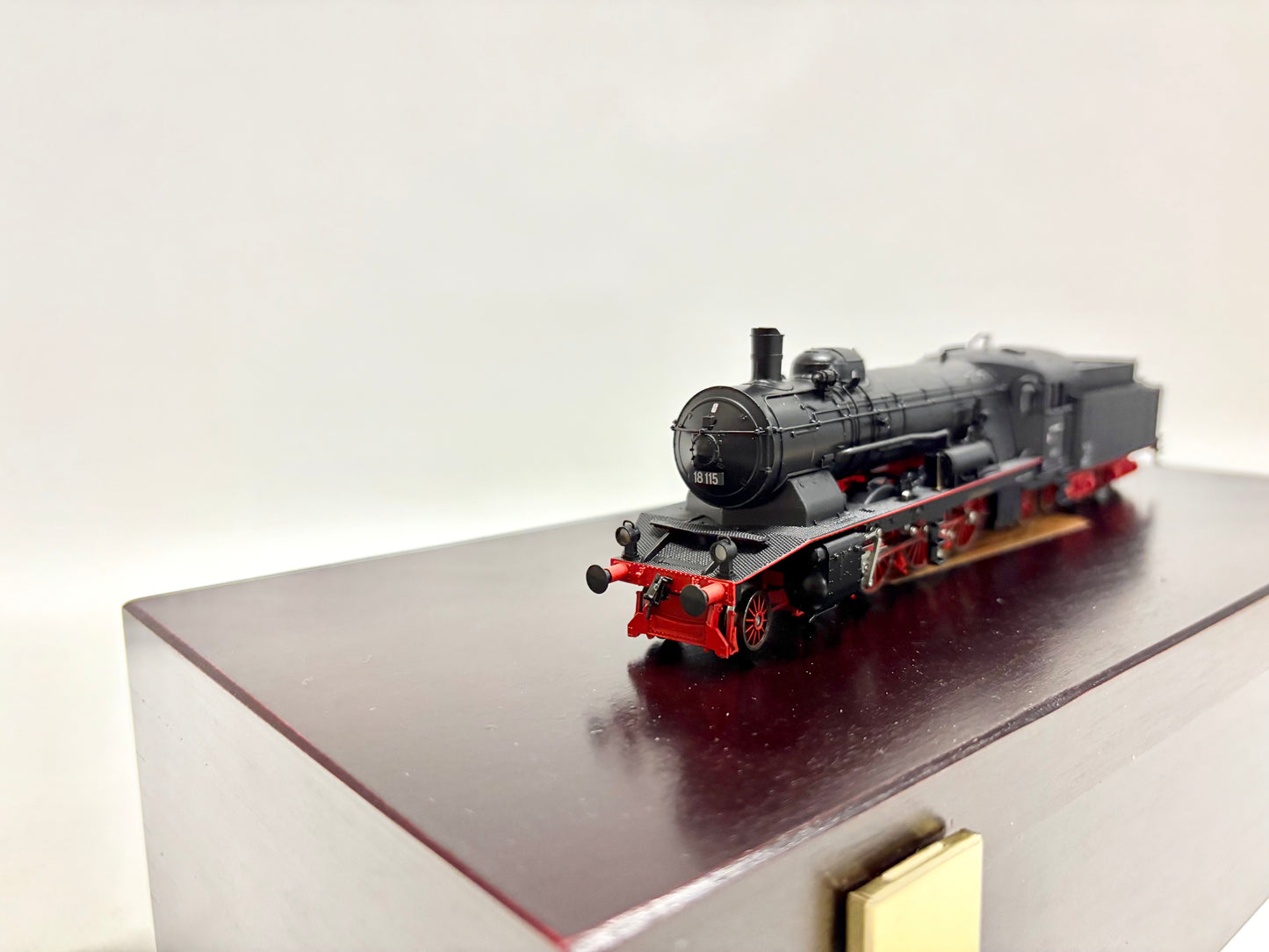 Märklin 37115 Mfx-Digital + Sound Dampflok Br 18 115 DB AC H0