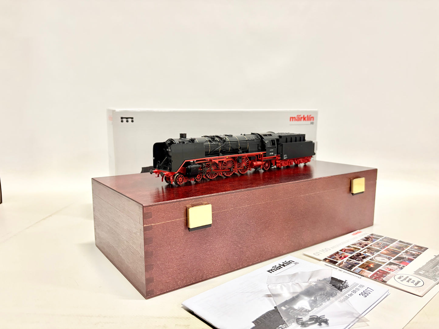 Märklin 39017 Mfx-Digital + Sound Dampflok Br 01 150 DB AC H0