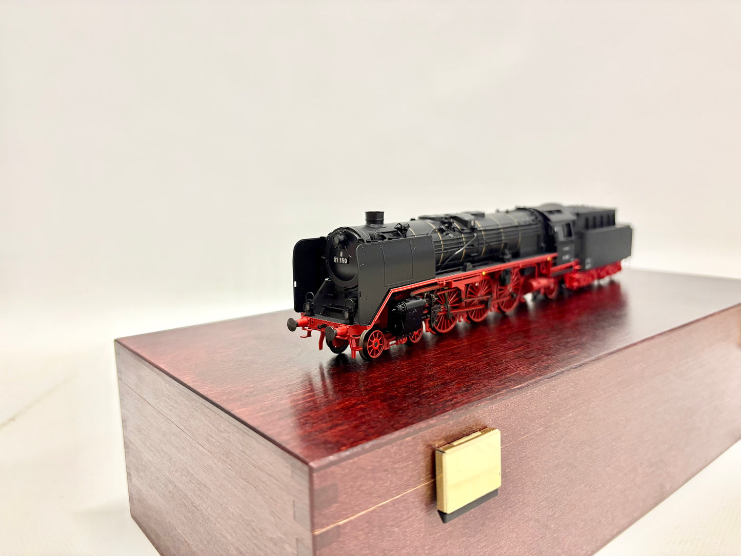 Märklin 39017 Mfx-Digital + Sound Dampflok Br 01 150 DB AC H0