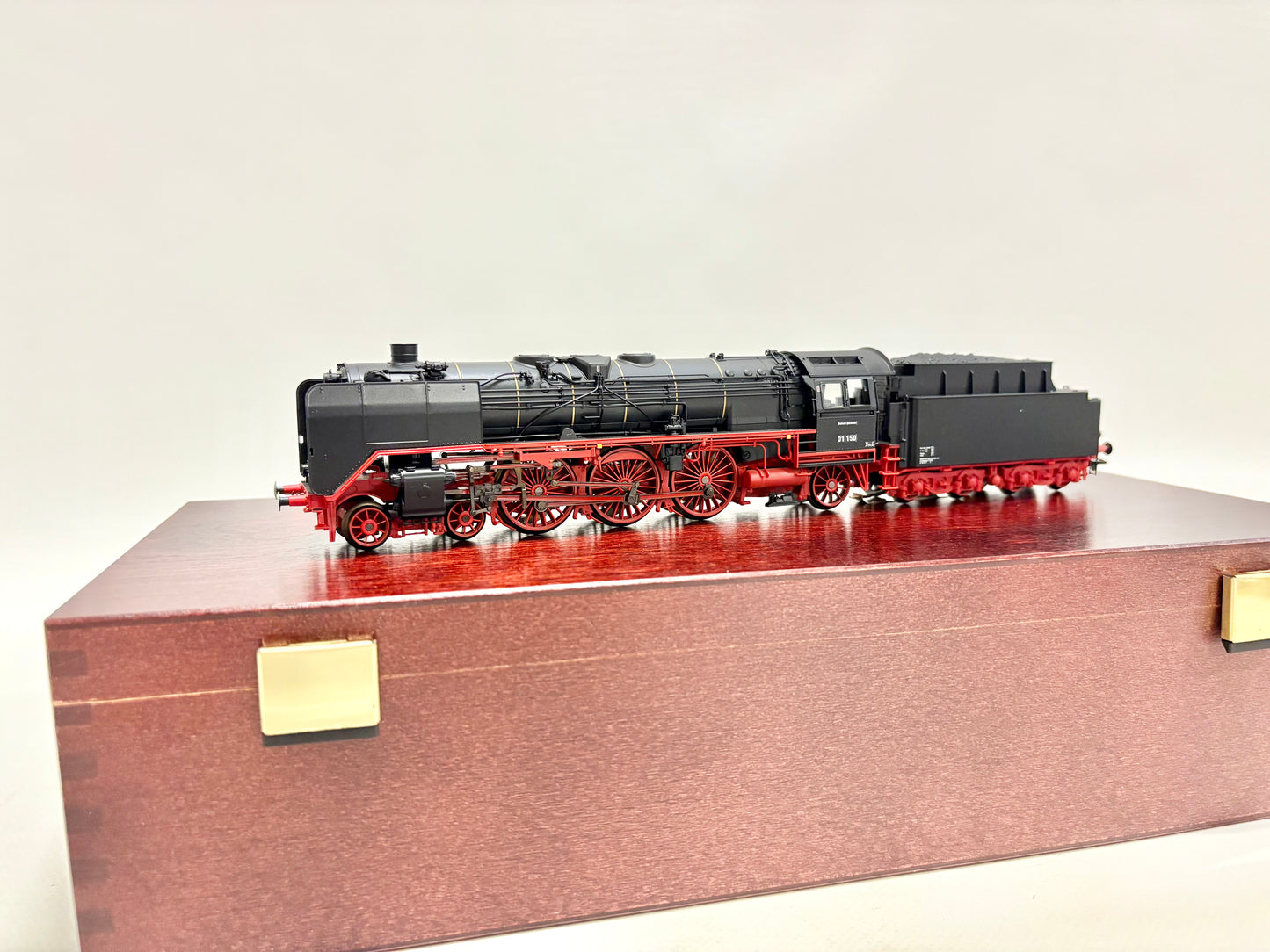 Märklin 39017 Mfx-Digital + Sound Dampflok Br 01 150 DB AC H0