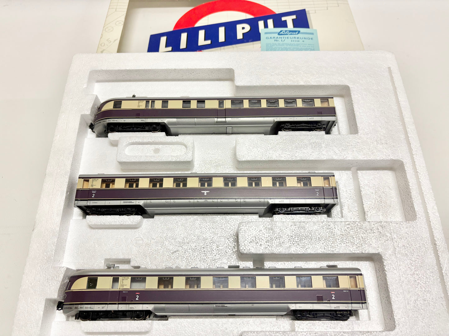 Liliput 126022 Dieseltriebwagen SVT 137 Fliegender Hamburger DC H0