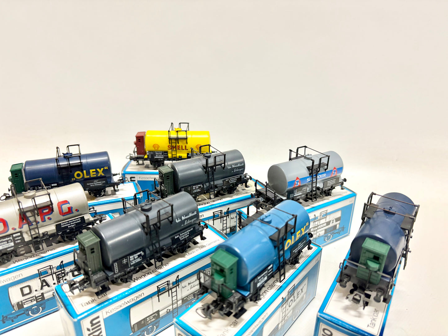 Märklin 4683 4682 4676 4675 4674 8x Kesselwagen DR AC H0