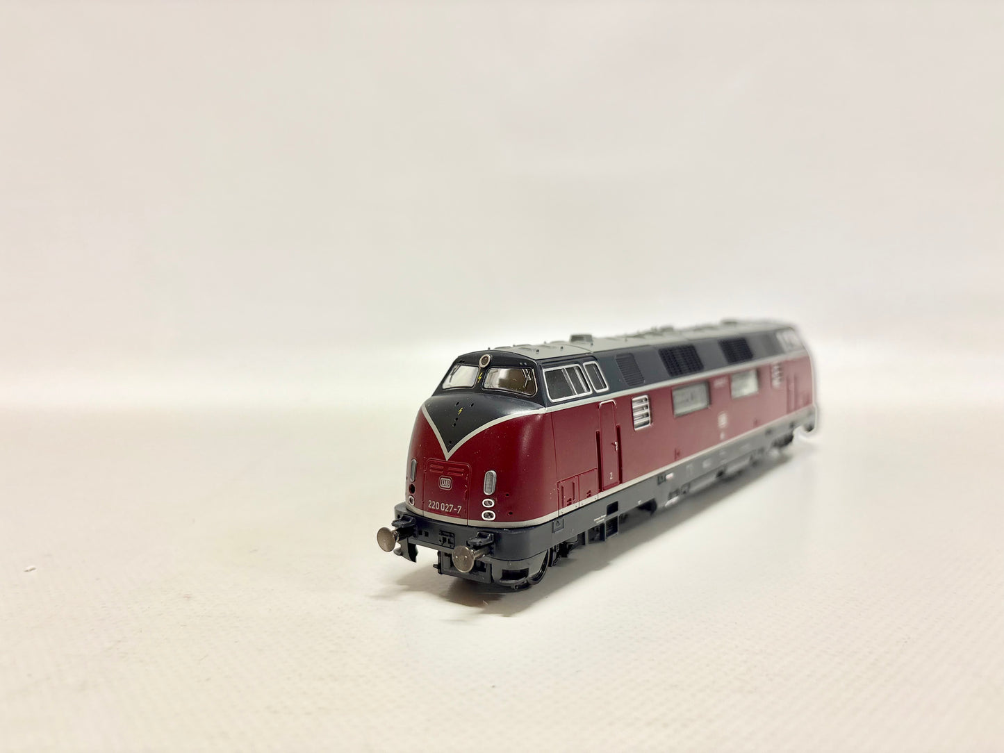 Roco 43523 Diesellok Br 220 027-7 DB DC H0
